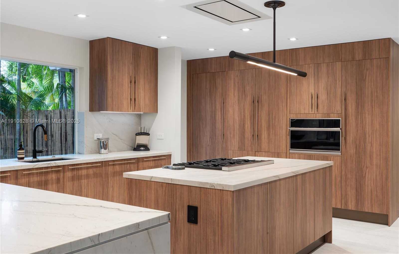 Small Image of 1075 NORTH EAST 99TH ST, Miami Shores Number 22