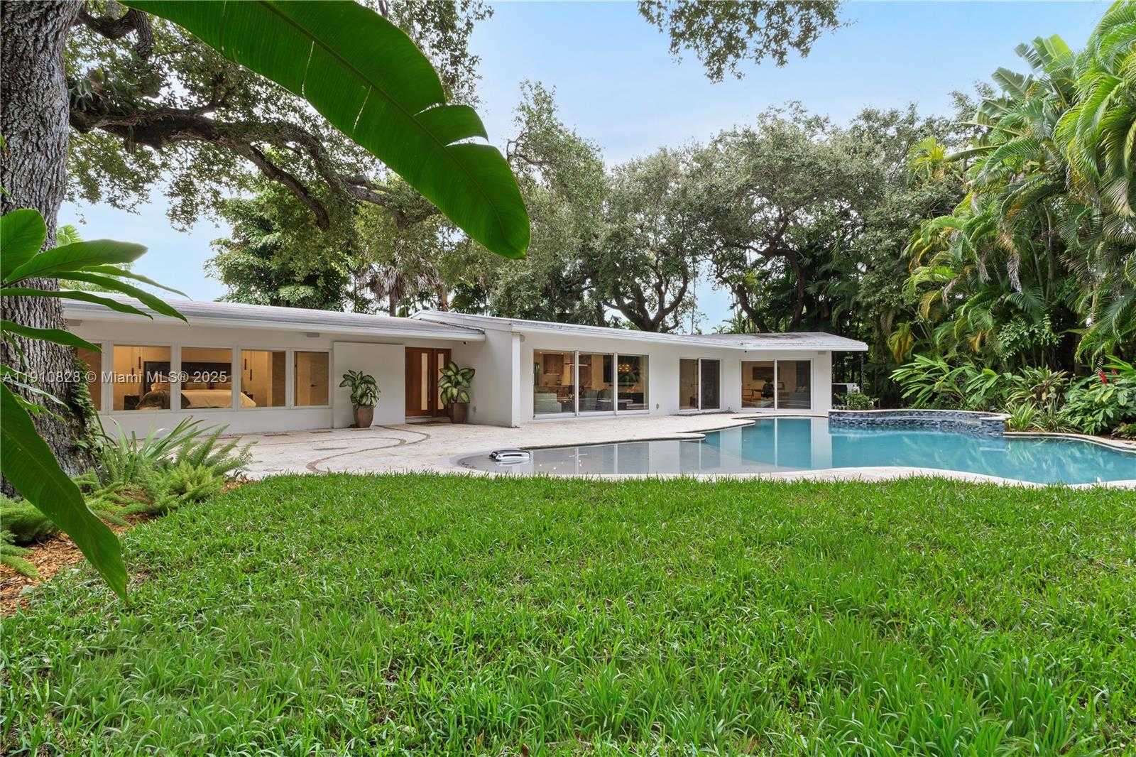 Small Image of 1075 NORTH EAST 99TH ST, Miami Shores Number 40