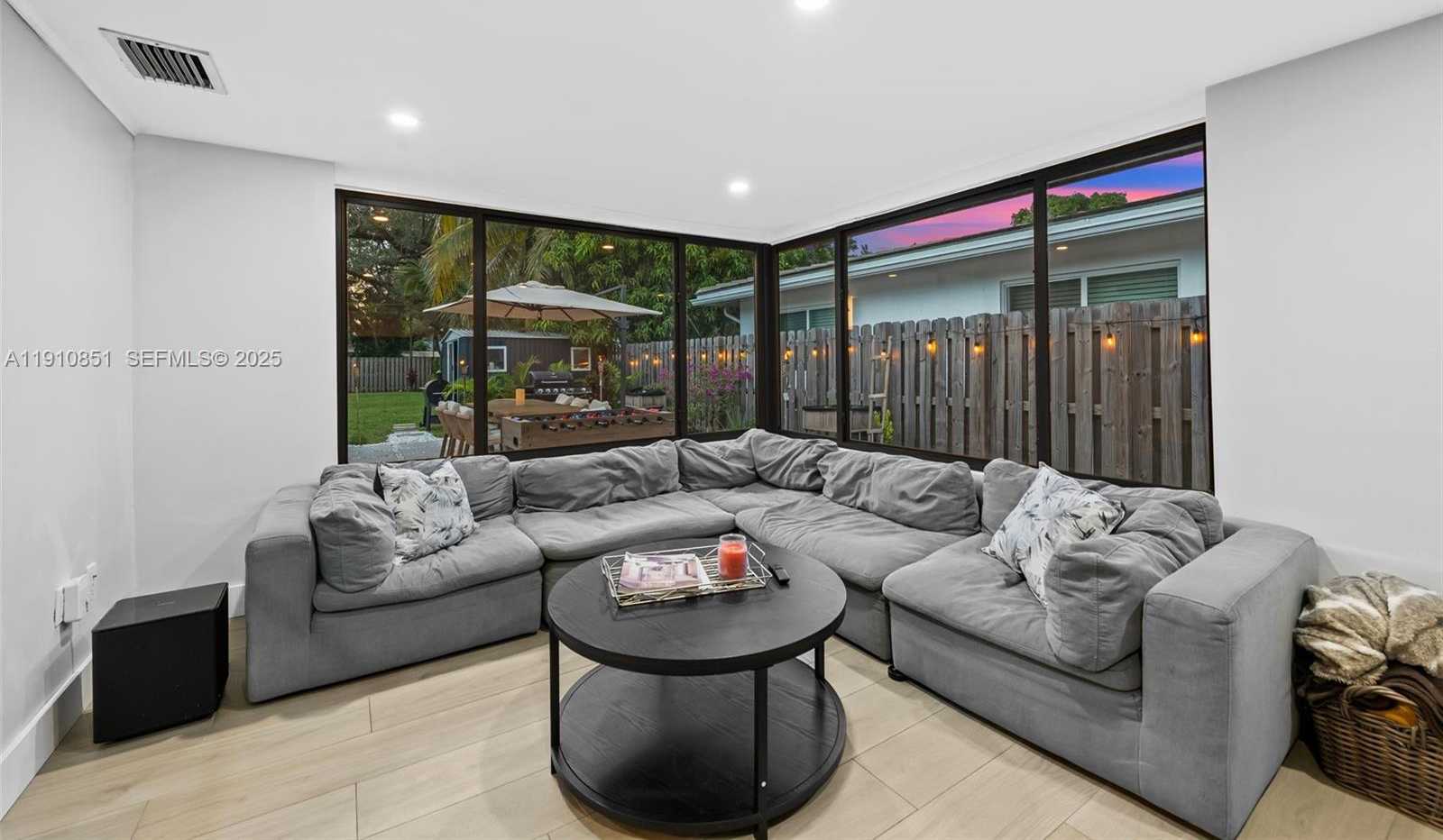 Small Image of 329 SOUTH WEST 18TH AVENUE, Fort Lauderdale Number 10