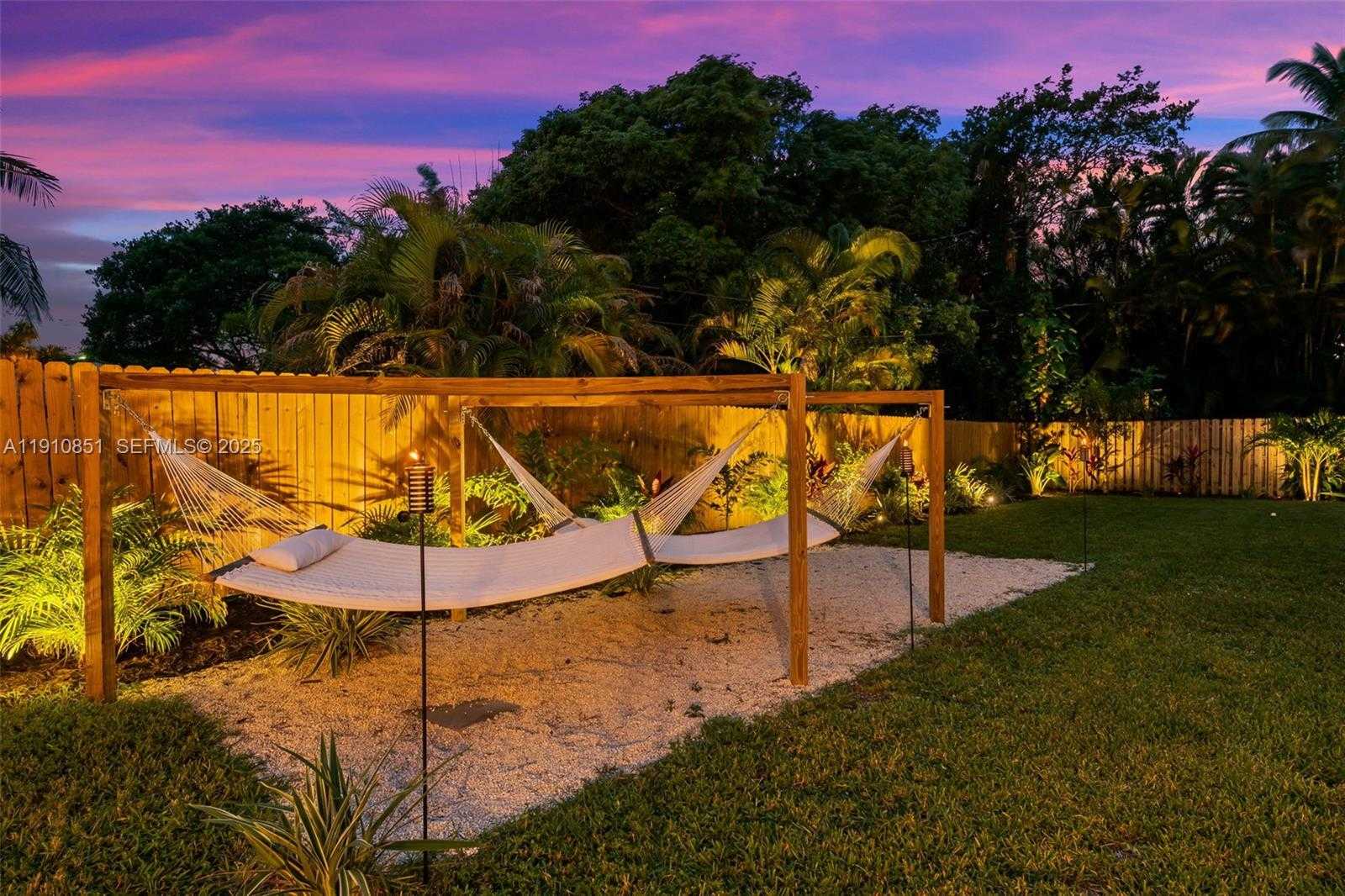 Small Image of 329 SOUTH WEST 18TH AVENUE, Fort Lauderdale Number 16