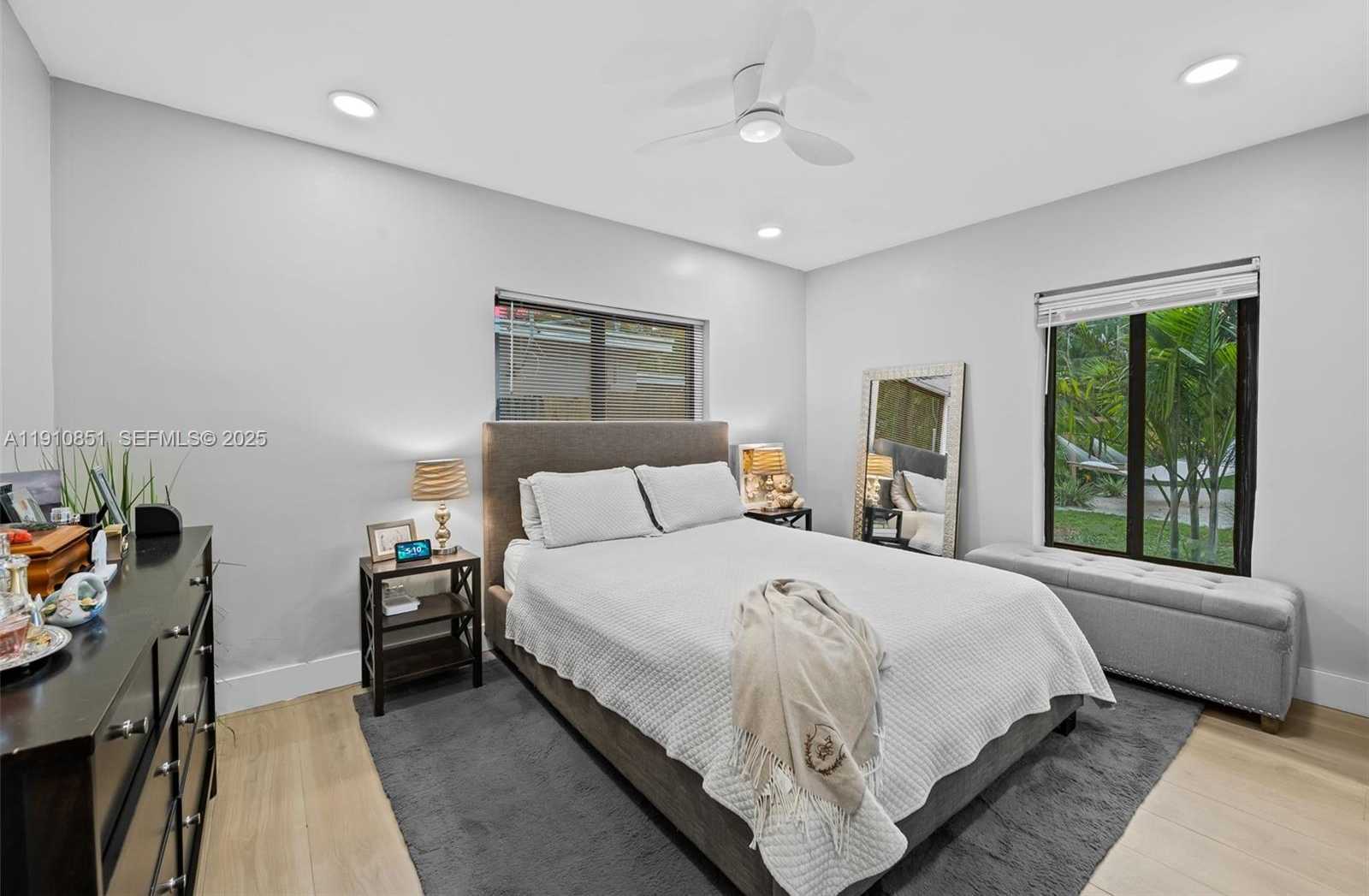 Small Image of 329 SOUTH WEST 18TH AVENUE, Fort Lauderdale Number 34