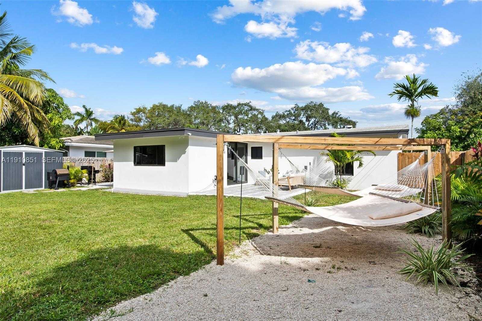 Small Image of 329 SOUTH WEST 18TH AVENUE, Fort Lauderdale Number 51