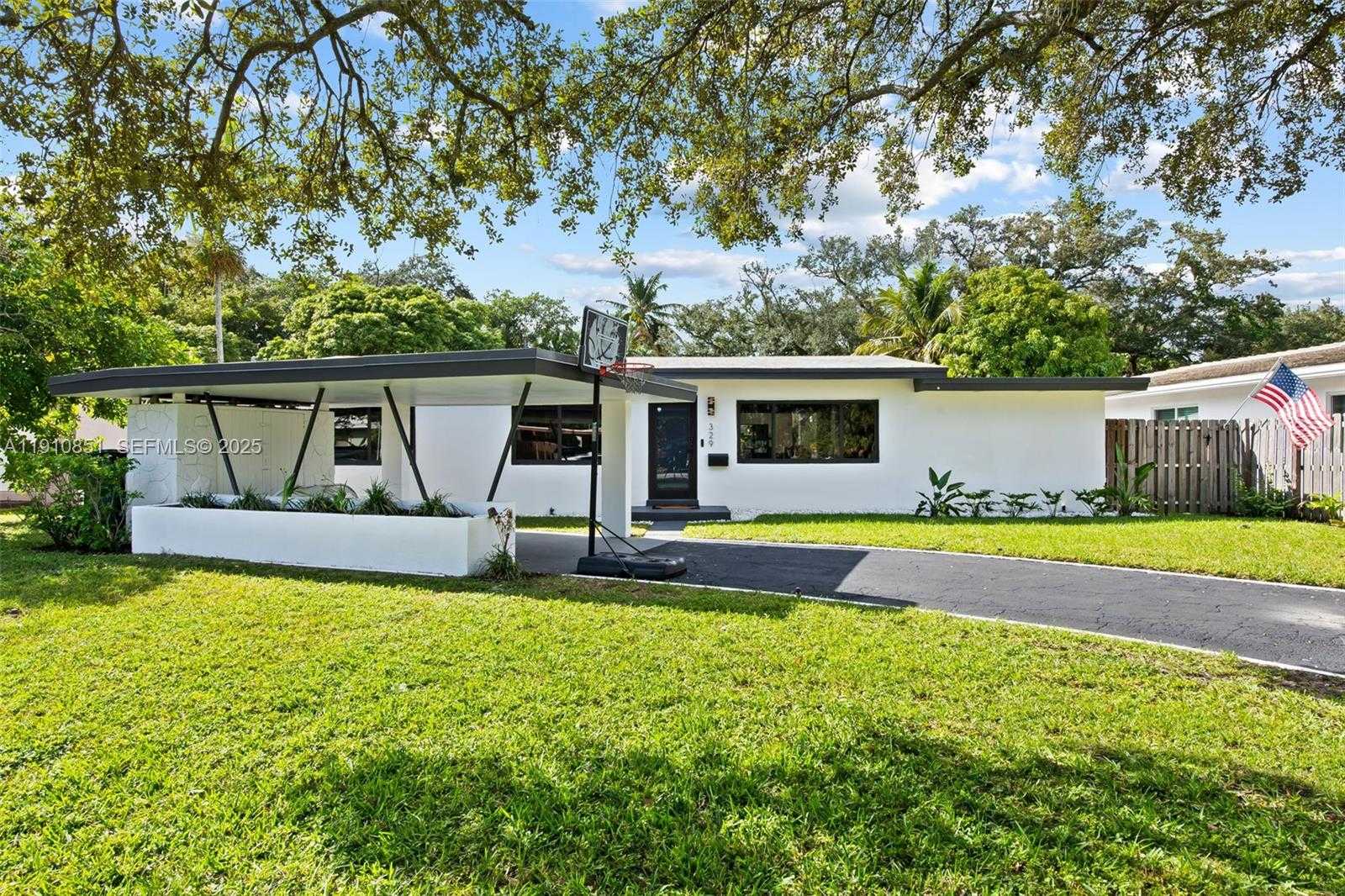 Small Image of 329 SOUTH WEST 18TH AVENUE, Fort Lauderdale Number 54