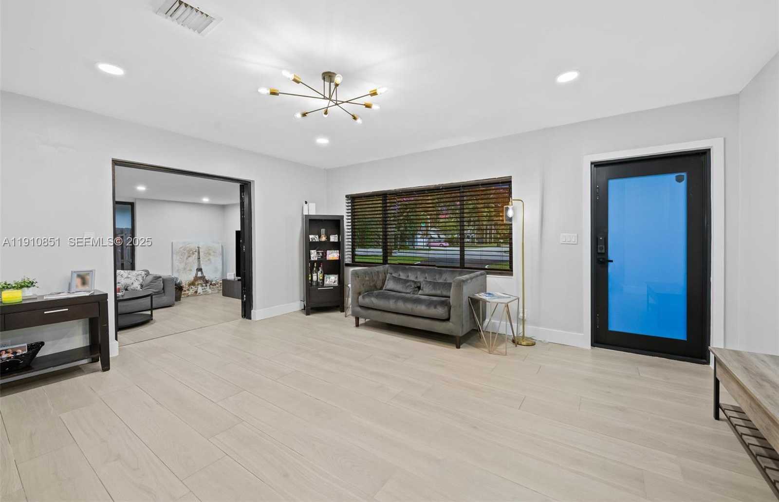 Small Image of 329 SOUTH WEST 18TH AVENUE, Fort Lauderdale Number 7