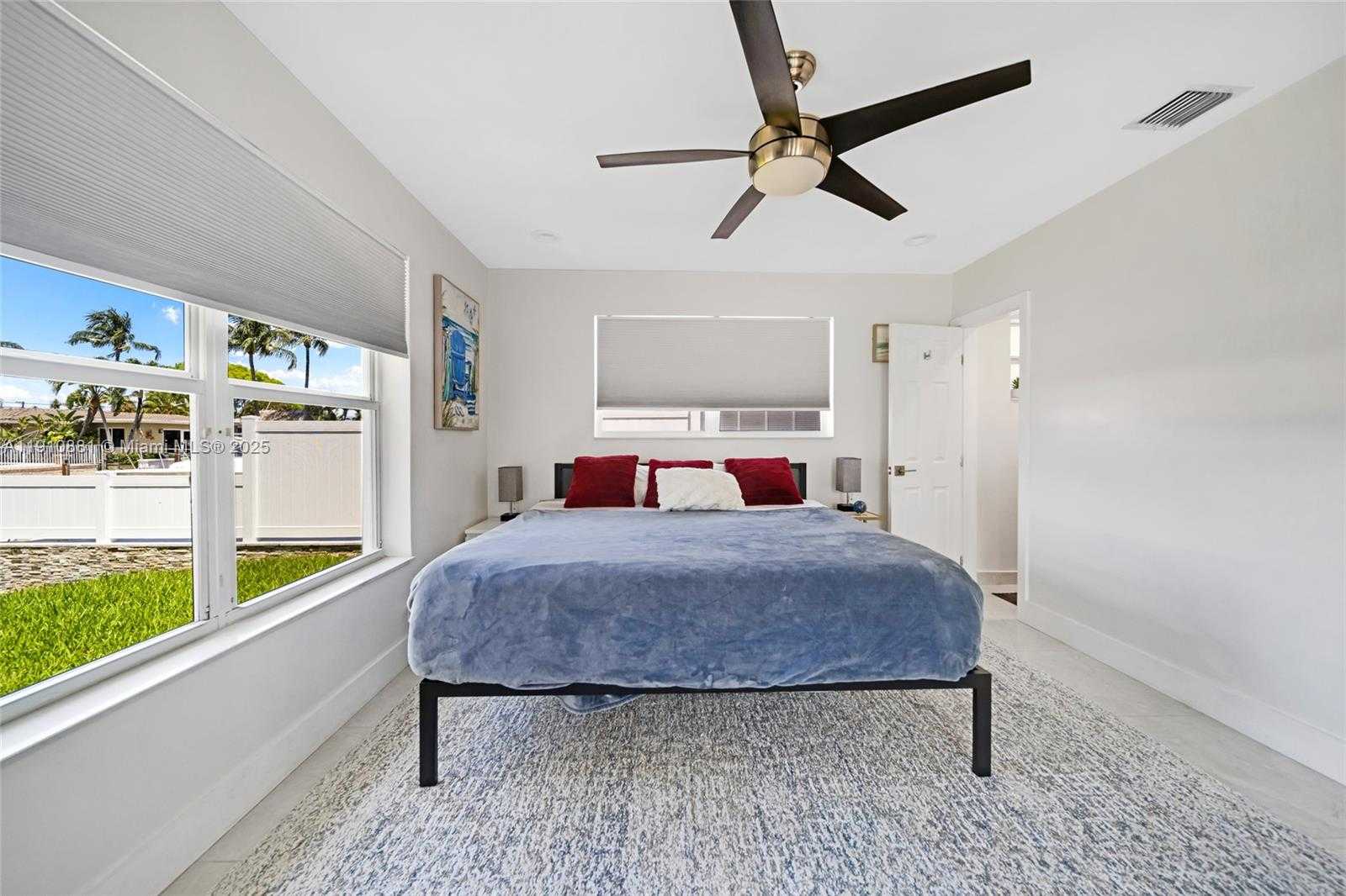 Small Image of 31 SOUTH EAST 12TH ST, Pompano Beach Number 24