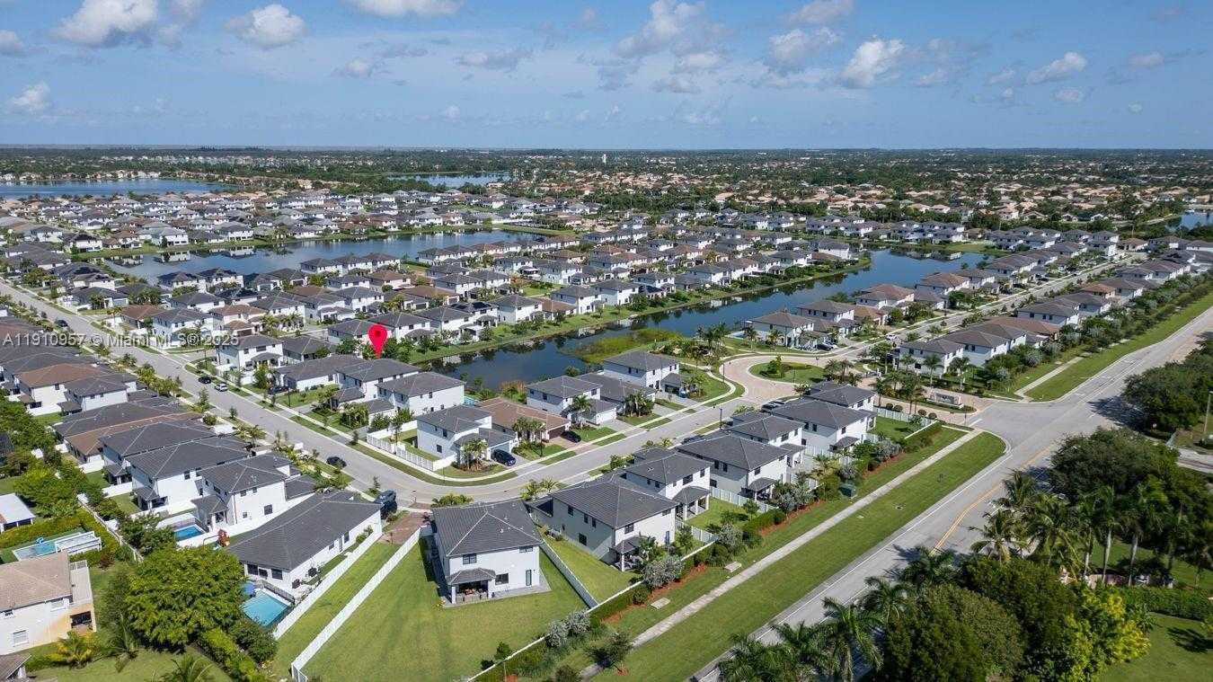 Small Image of 17353 SOUTH WEST 46TH ST, Miramar Number 10