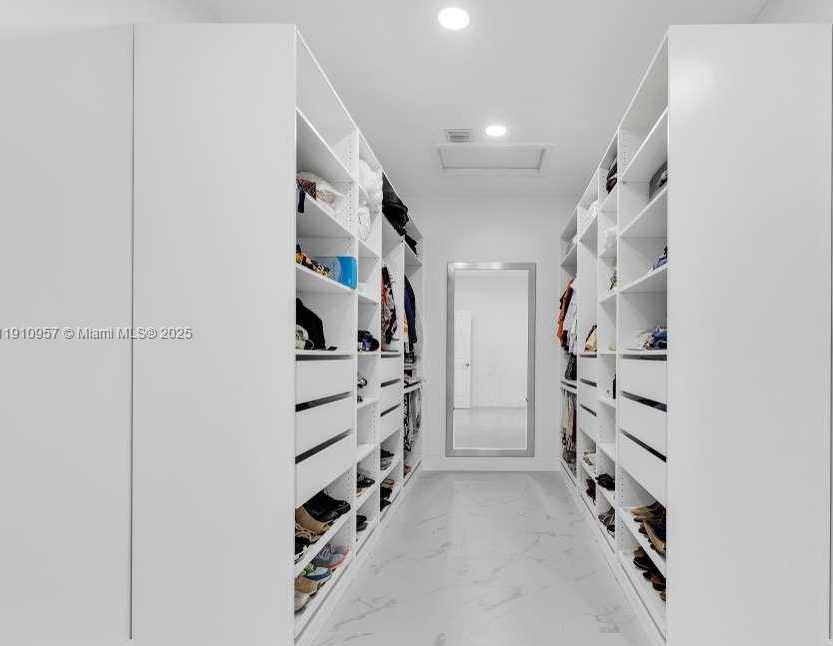 Small Image of 17353 SOUTH WEST 46TH ST, Miramar Number 27