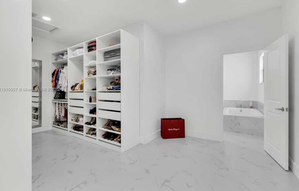 Small Image of 17353 SOUTH WEST 46TH ST, Miramar Number 30