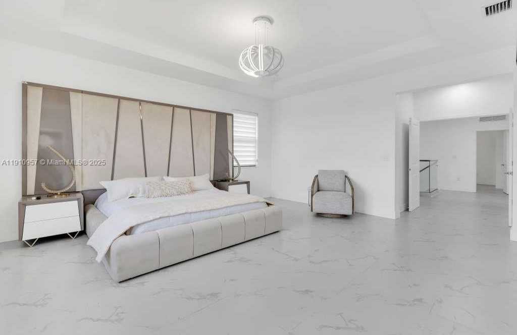 Small Image of 17353 SOUTH WEST 46TH ST, Miramar Number 31