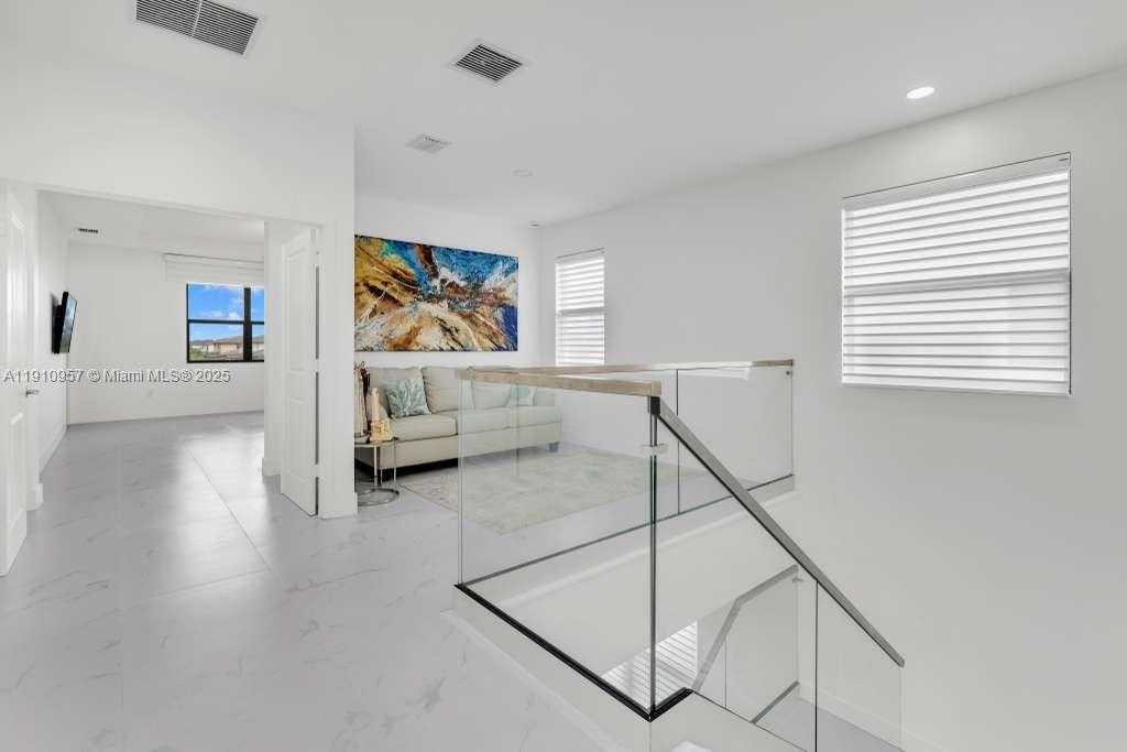 Small Image of 17353 SOUTH WEST 46TH ST, Miramar Number 33