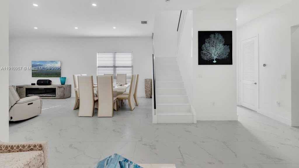 Small Image of 17353 SOUTH WEST 46TH ST, Miramar Number 48