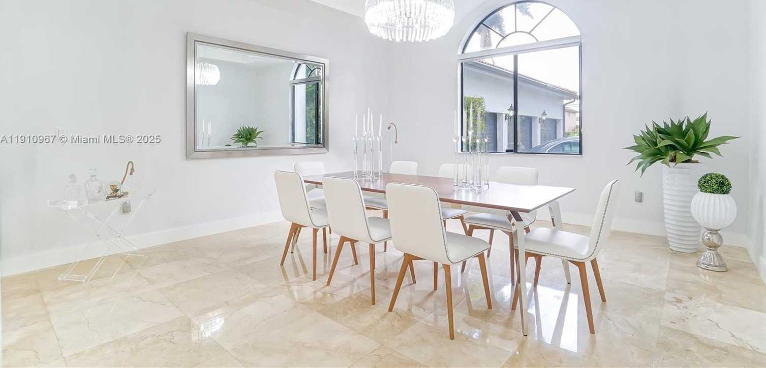 Small Image of 6950 SOUTH WEST 97TH AVE, Miami Number 13