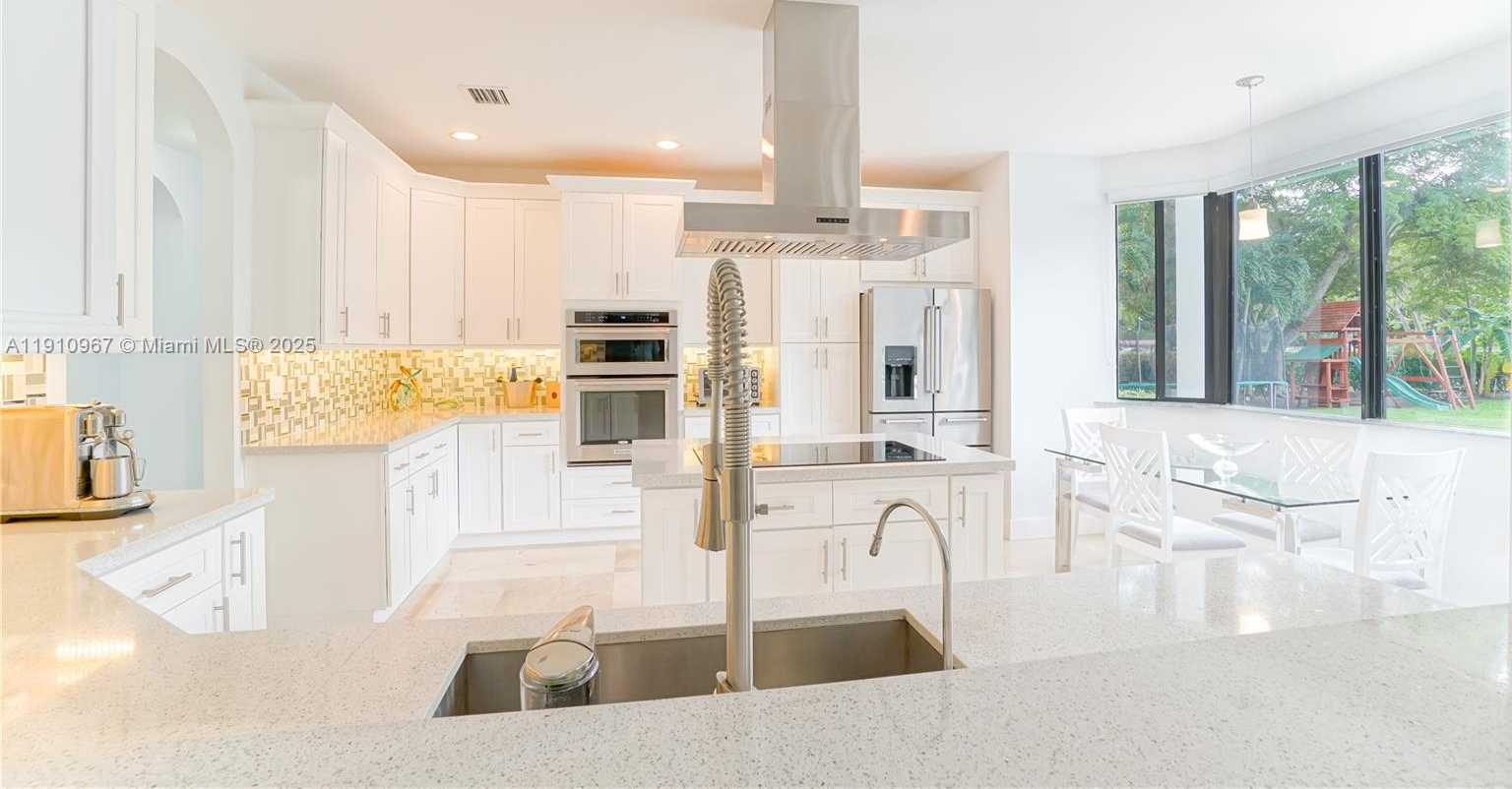 Small Image of 6950 SOUTH WEST 97TH AVE, Miami Number 17