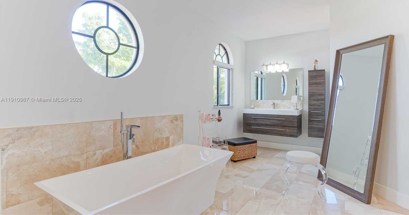 Small Image of 6950 SOUTH WEST 97TH AVE, Miami Number 31