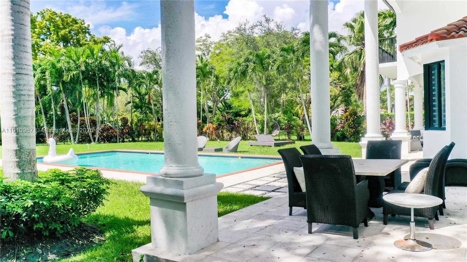 Small Image of 6950 SOUTH WEST 97TH AVE, Miami Number 49