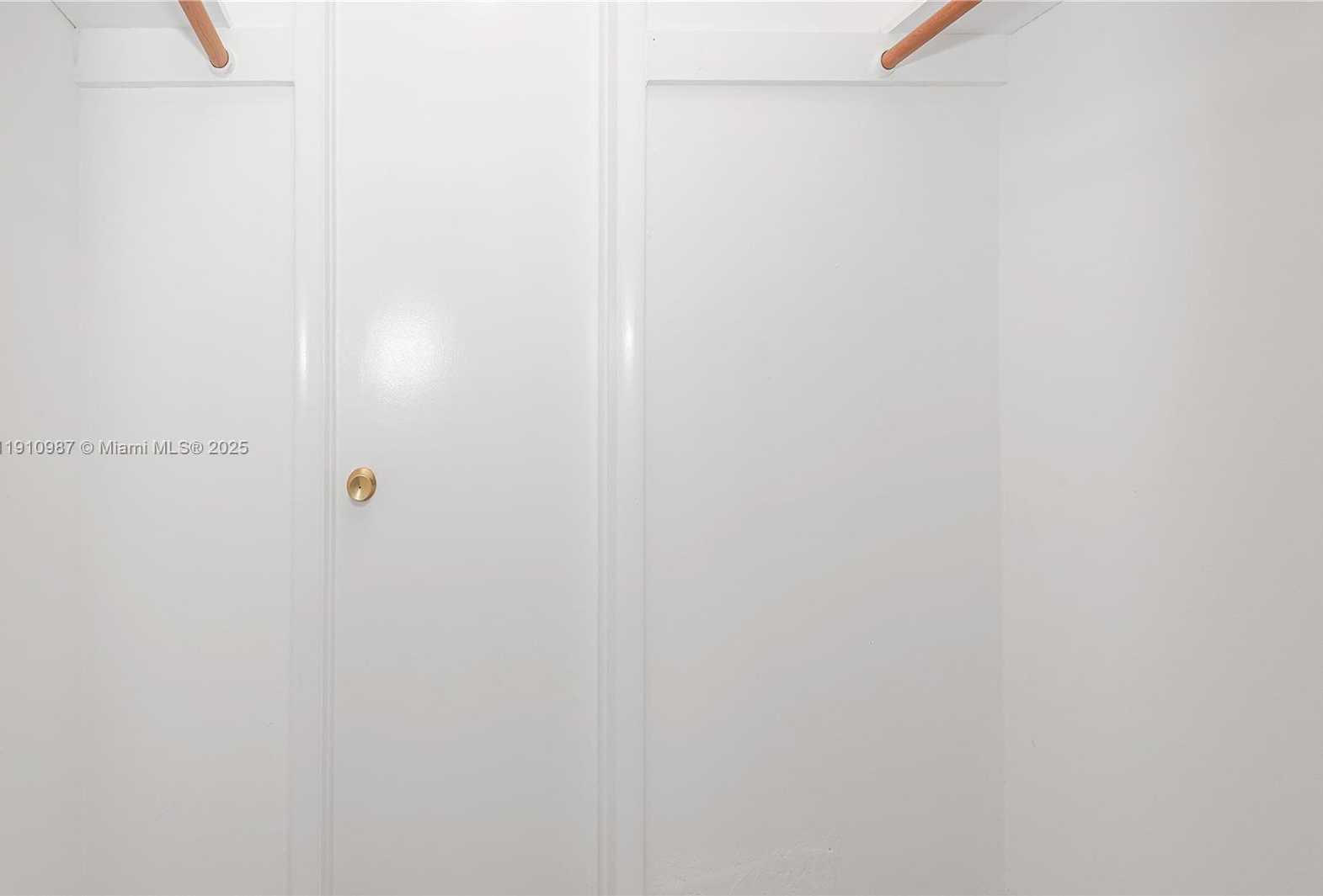 Small Image of 340 LEISURE BLVD, Pompano Beach Number 20