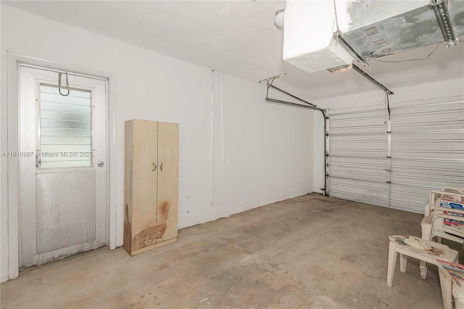 Small Image of 340 LEISURE BLVD, Pompano Beach Number 28