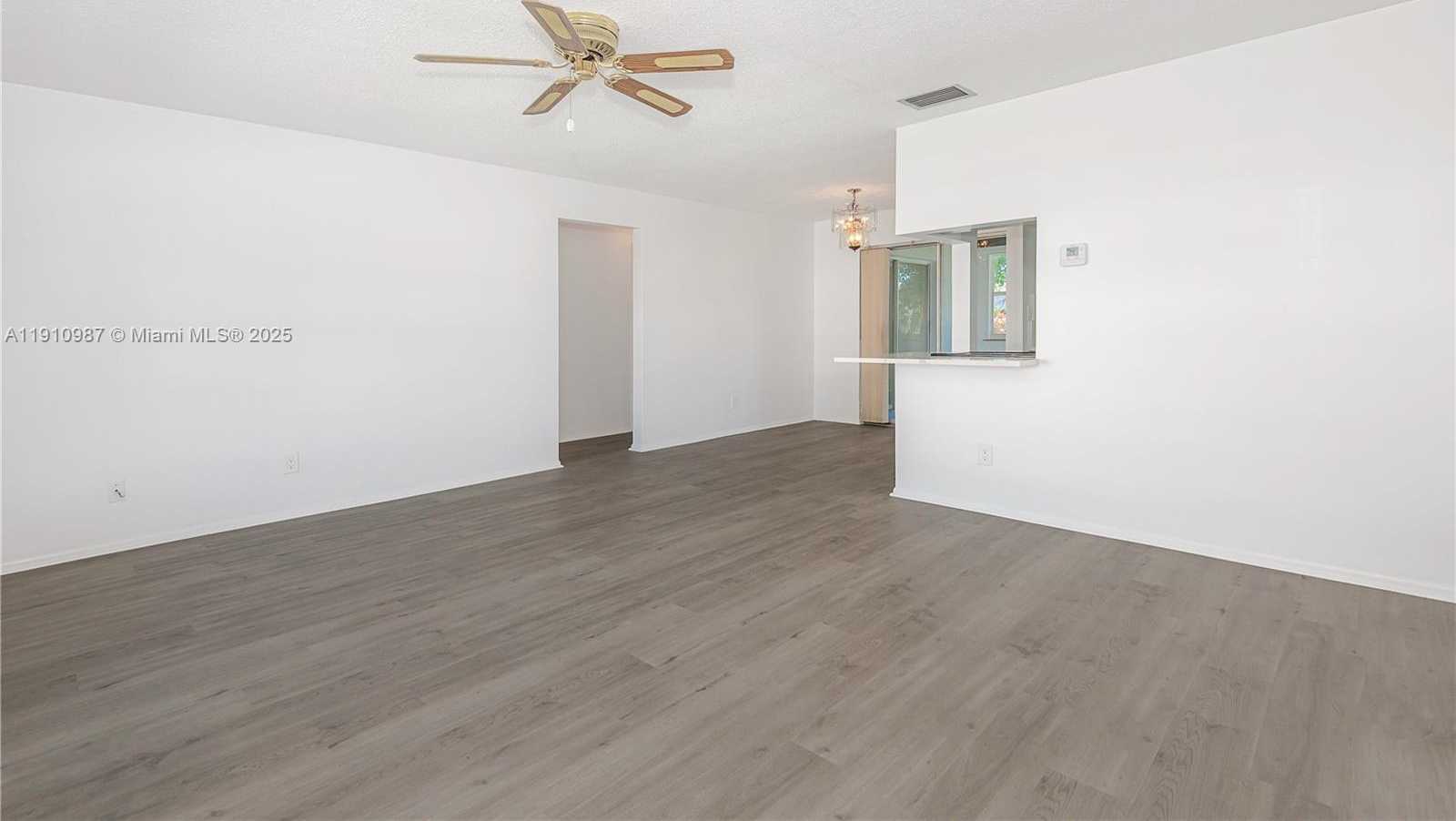 Small Image of 340 LEISURE BLVD, Pompano Beach Number 3