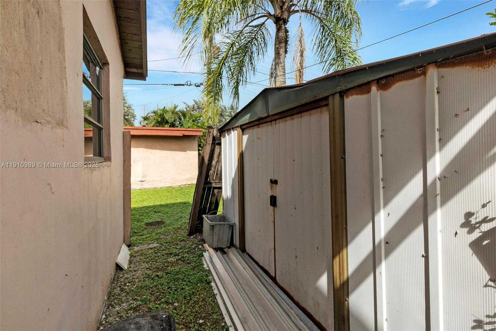 Small Image of 6811 THOMAS ST, Hollywood Number 17