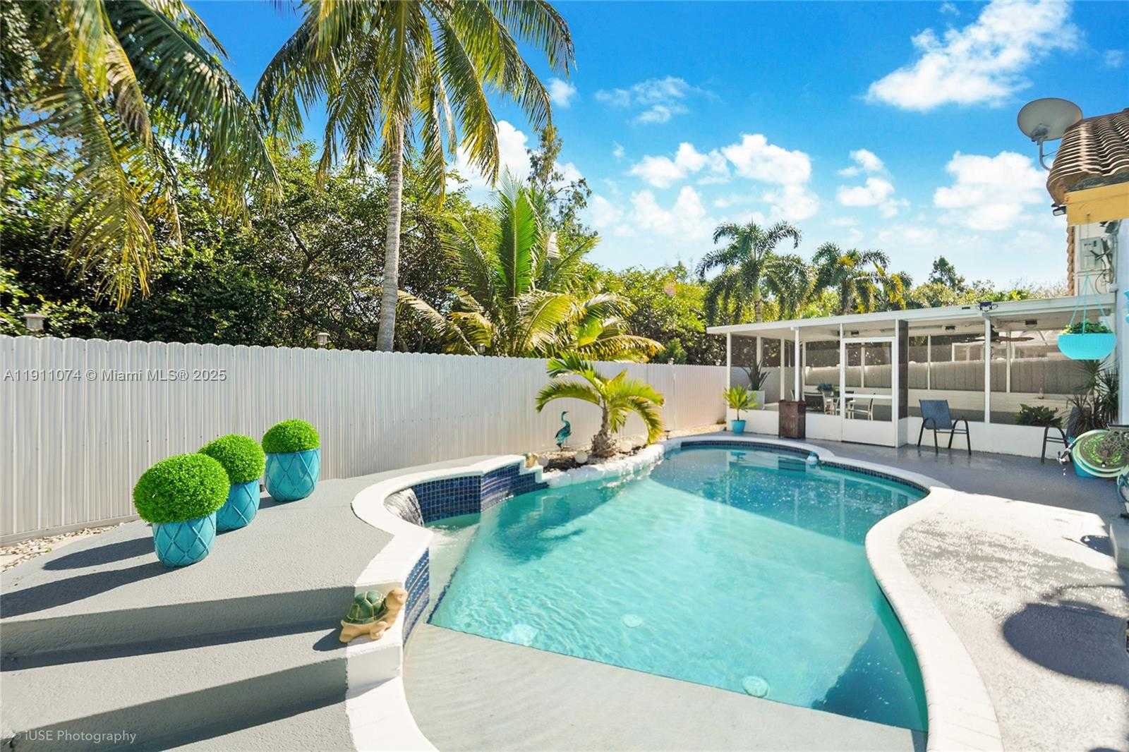 Small Image of 471 SOUTH WEST 203RD AVE, Pembroke Pines Number 12