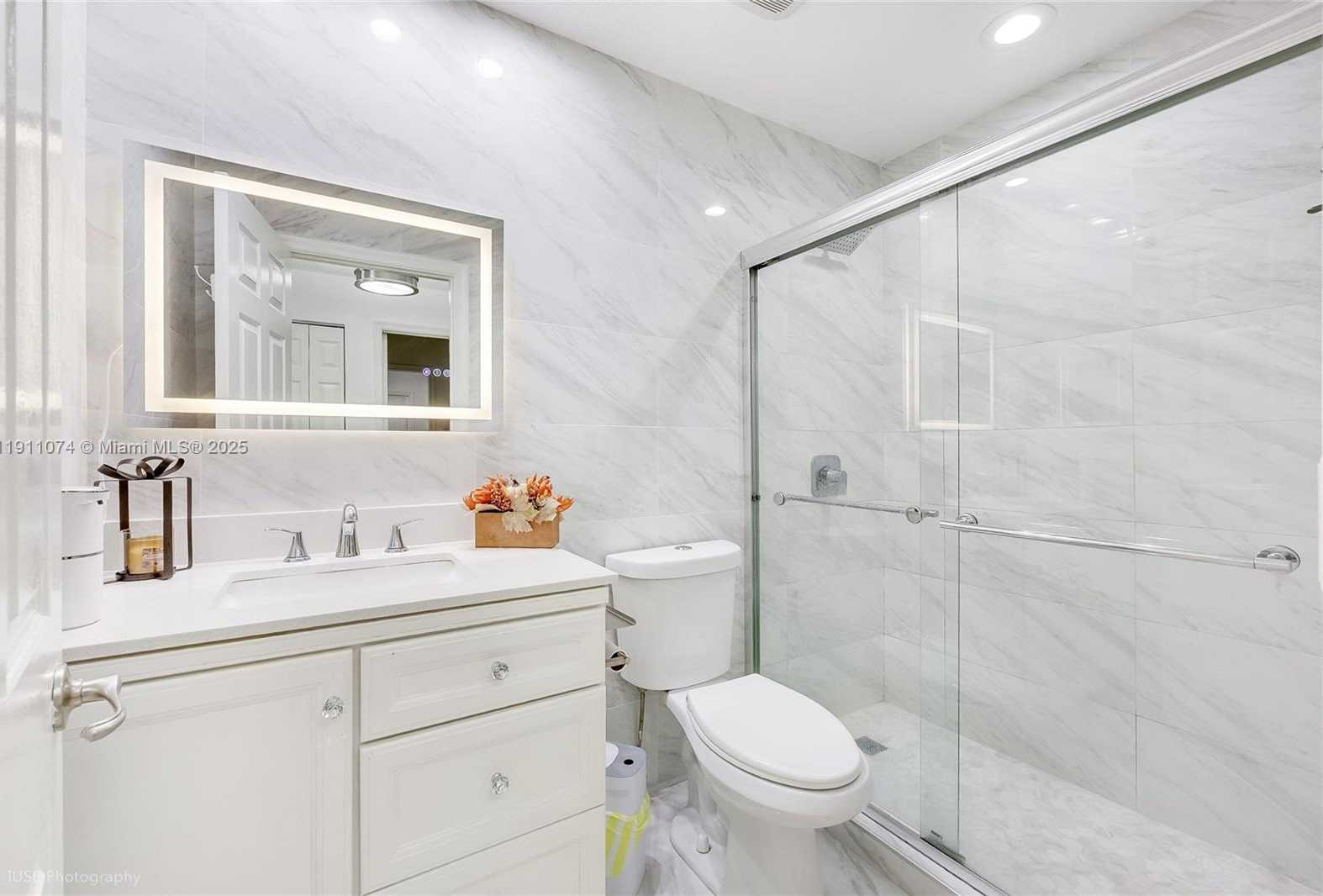 Small Image of 471 SOUTH WEST 203RD AVE, Pembroke Pines Number 20