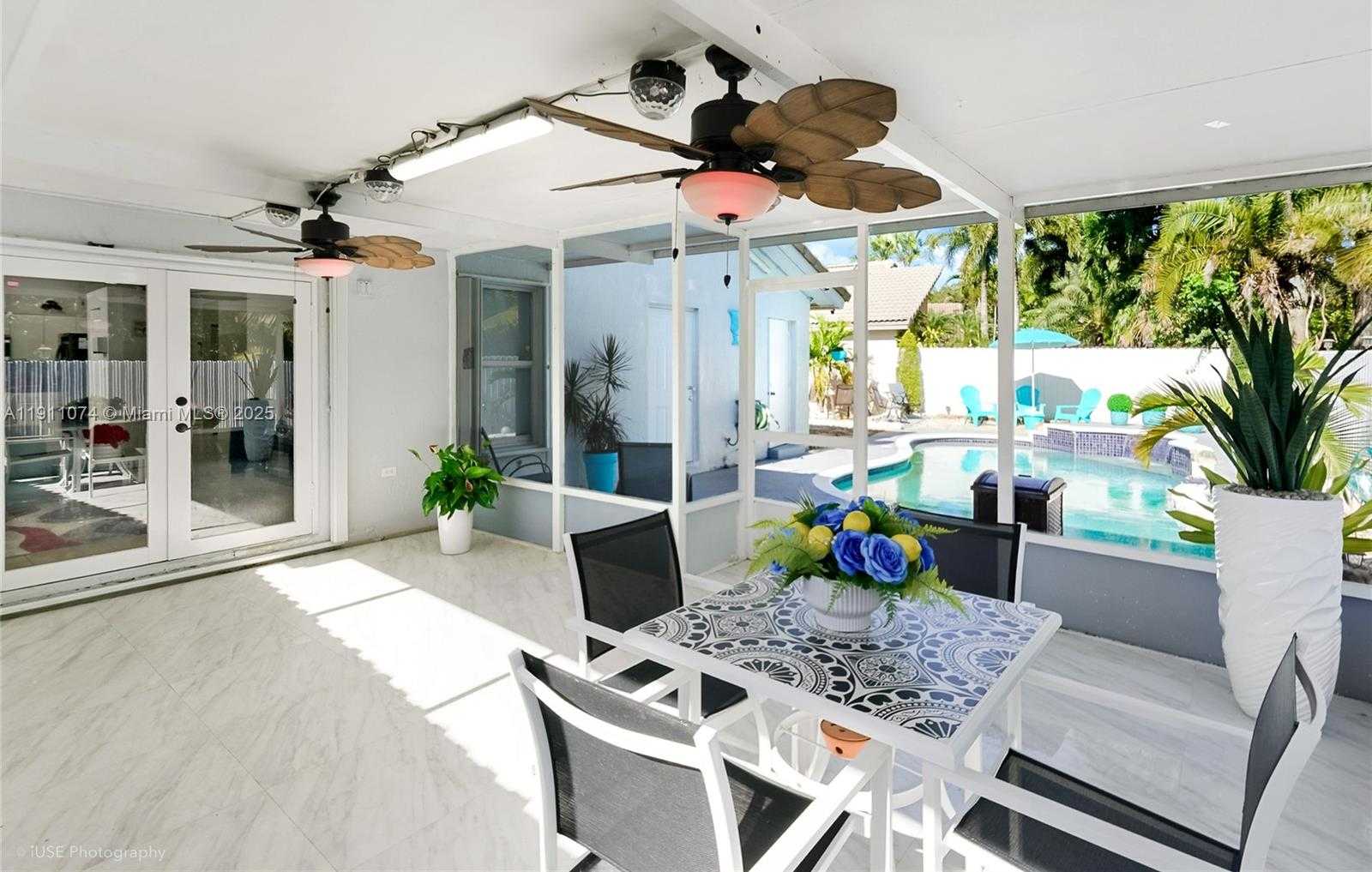 Small Image of 471 SOUTH WEST 203RD AVE, Pembroke Pines Number 28