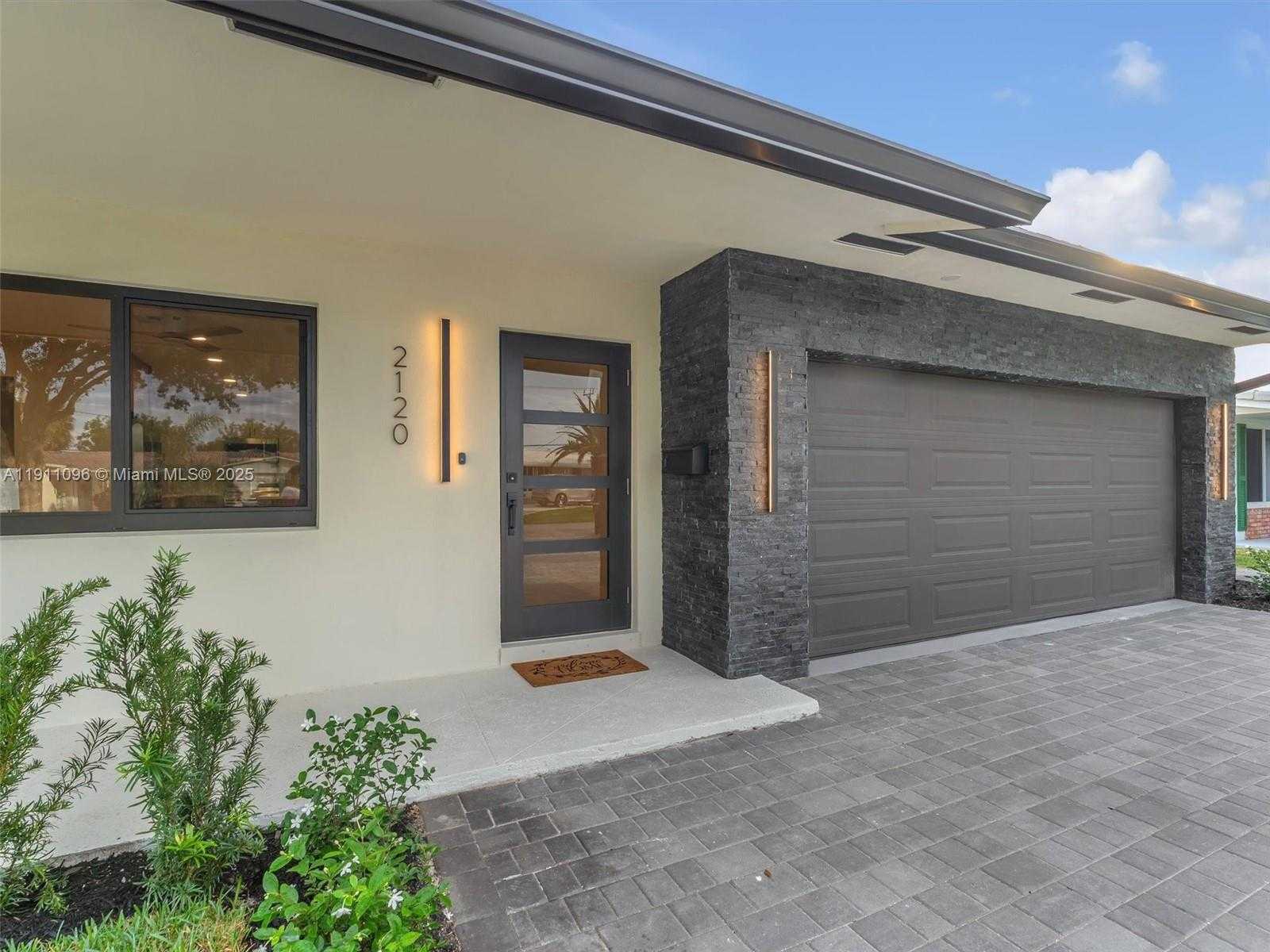 Small Image of 2120 NORTH EAST 55TH CT, Fort Lauderdale Number 1