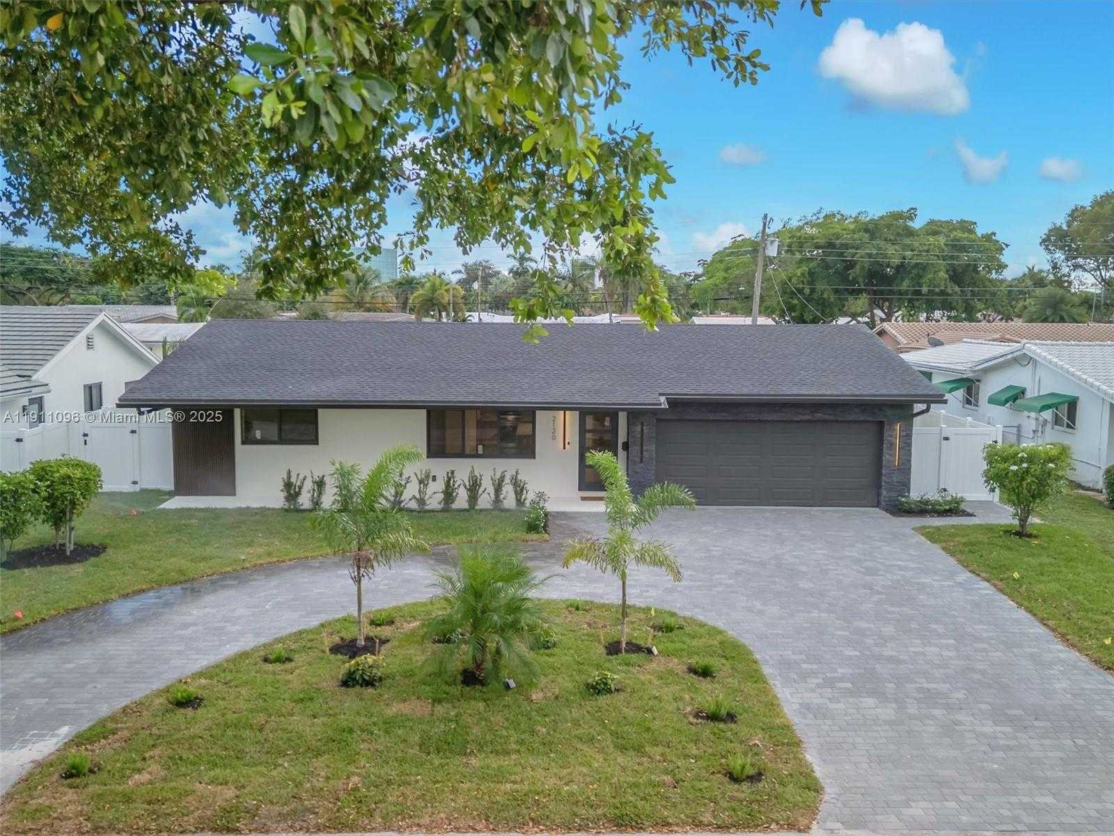 Small Image of 2120 NORTH EAST 55TH CT, Fort Lauderdale Number 3