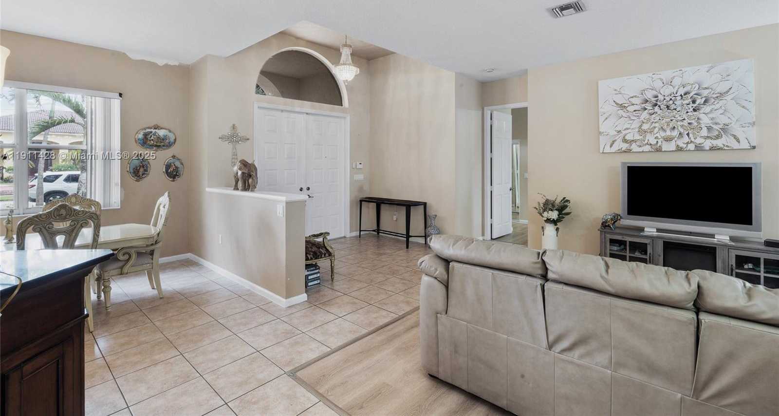 Small Image of 13875 SOUTH WEST 41ST ST, Davie Number 12