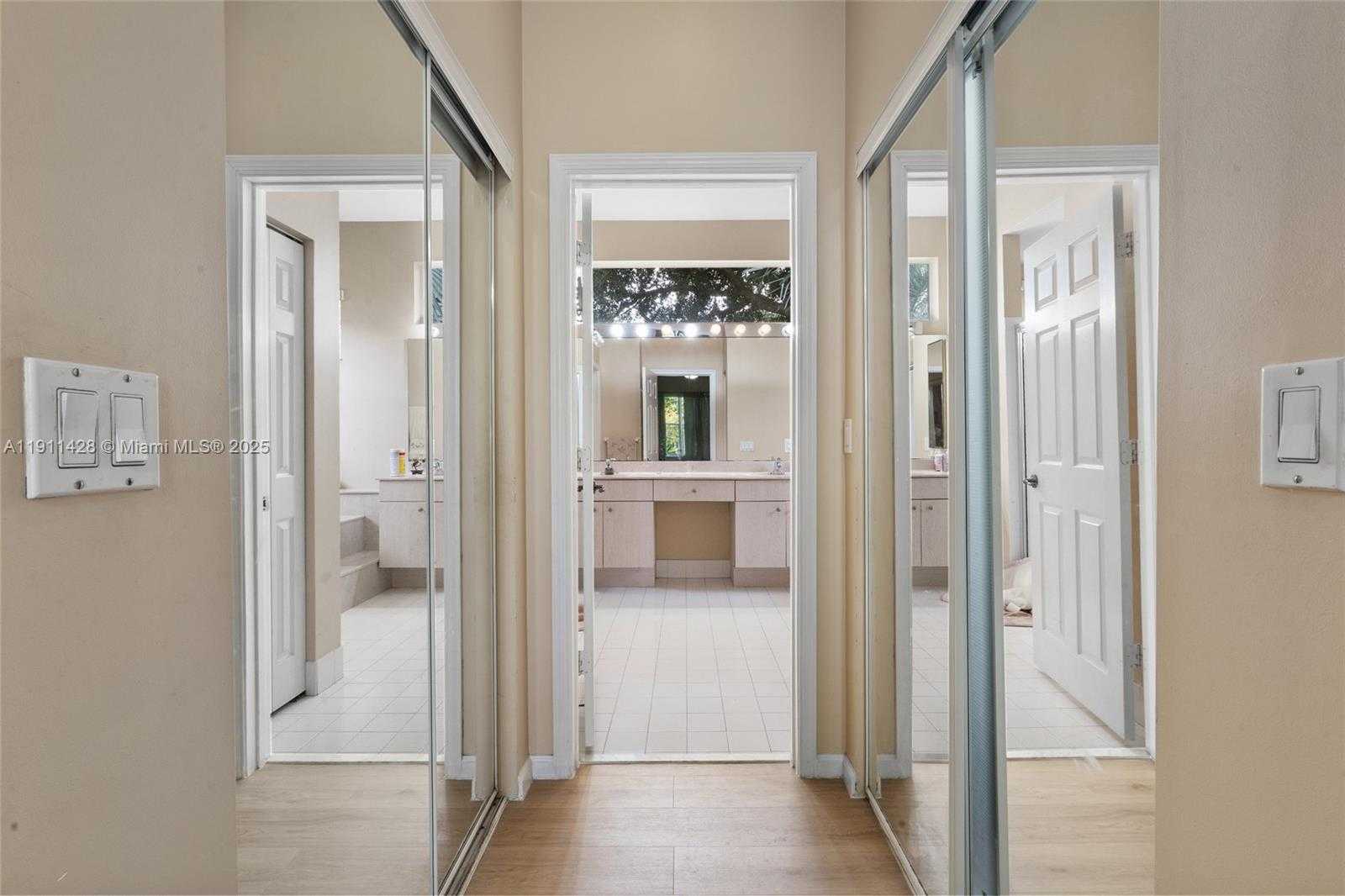 Small Image of 13875 SOUTH WEST 41ST ST, Davie Number 25