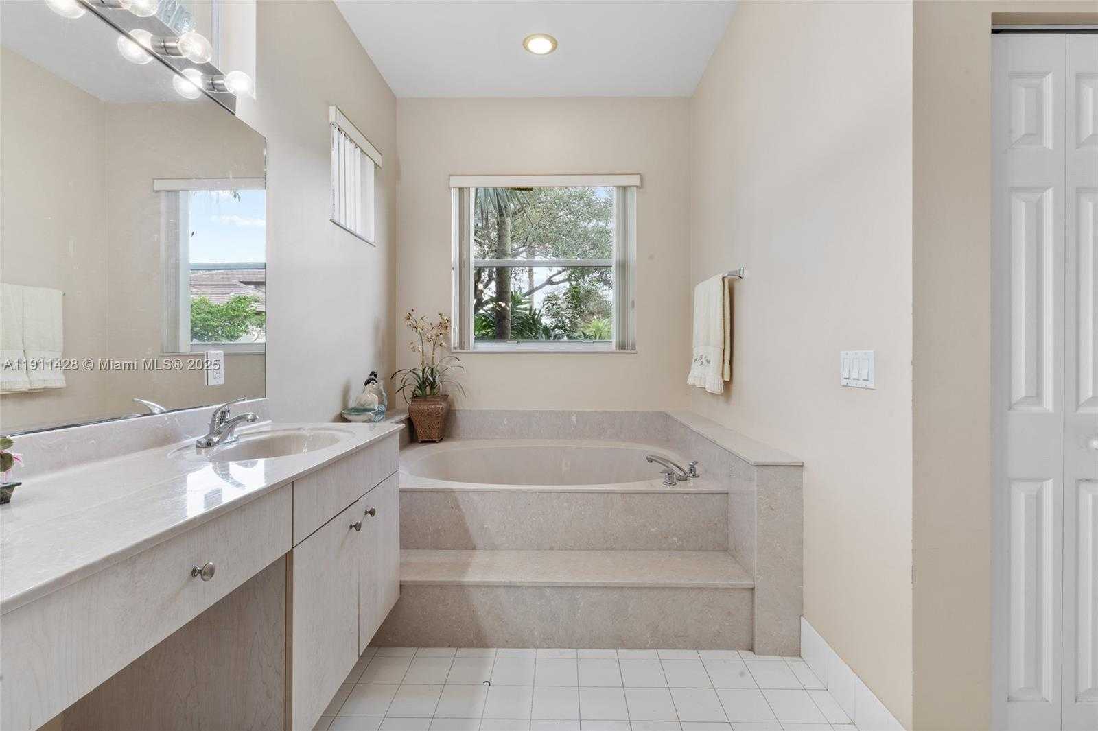 Small Image of 13875 SOUTH WEST 41ST ST, Davie Number 27