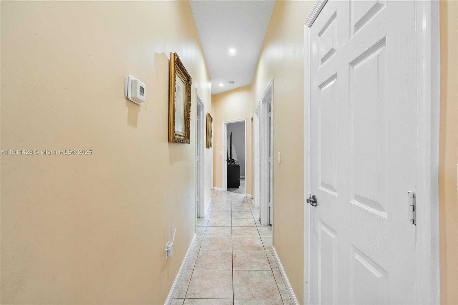 Small Image of 13875 SOUTH WEST 41ST ST, Davie Number 29