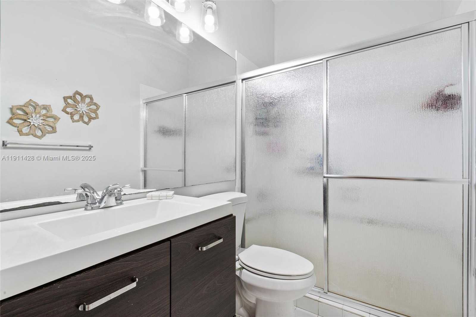 Small Image of 13875 SOUTH WEST 41ST ST, Davie Number 31