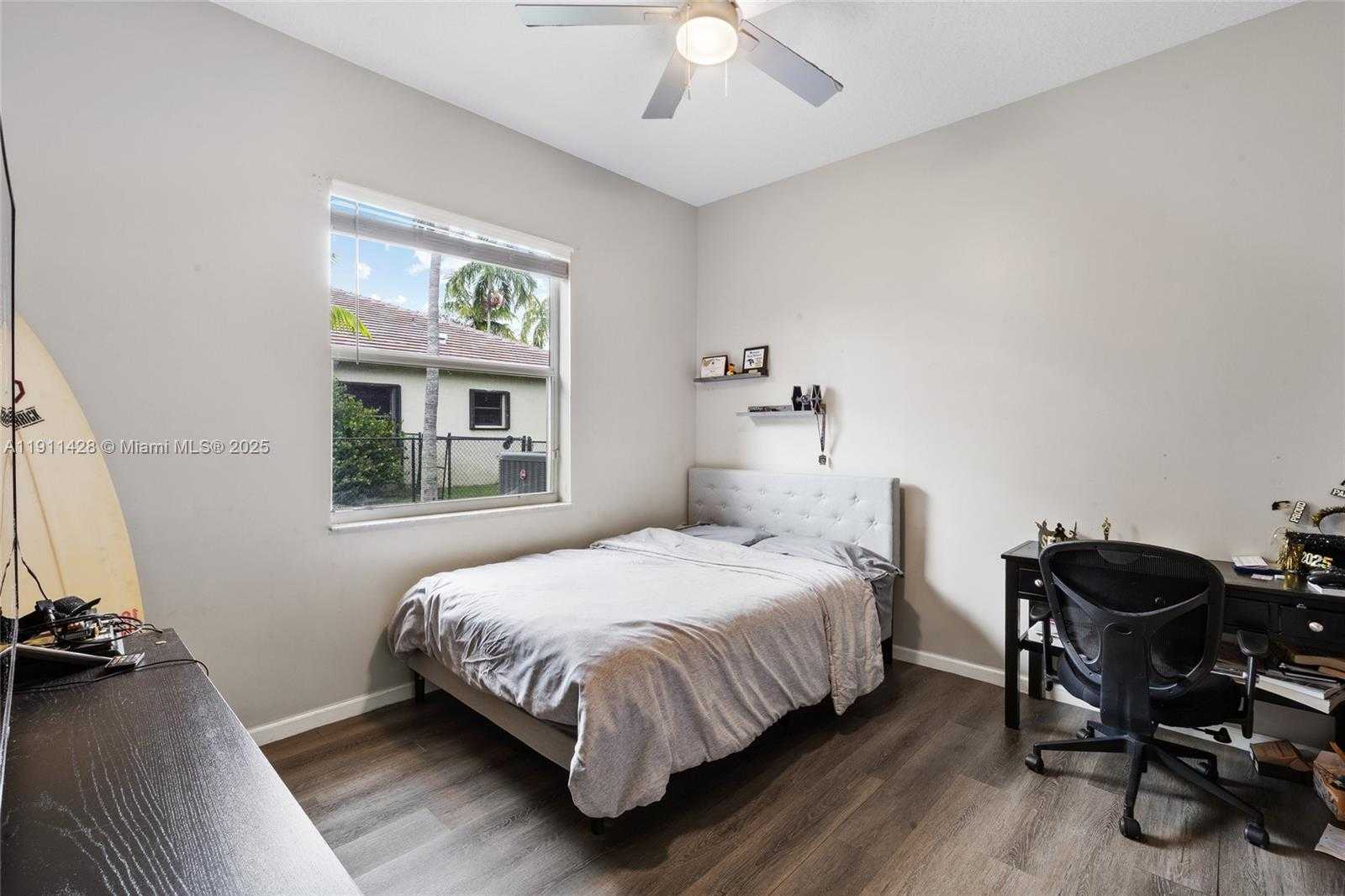 Small Image of 13875 SOUTH WEST 41ST ST, Davie Number 33
