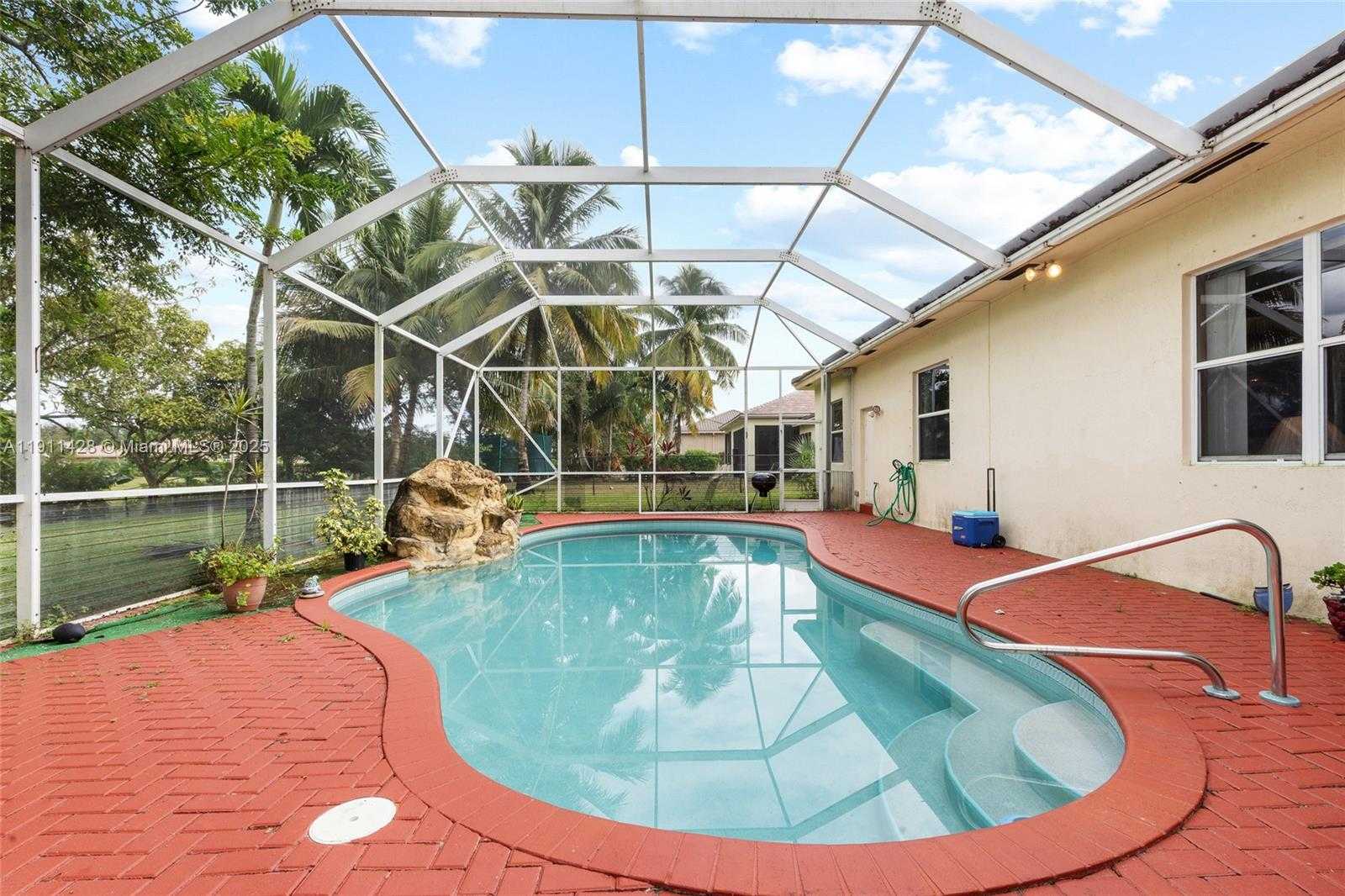 Small Image of 13875 SOUTH WEST 41ST ST, Davie Number 43