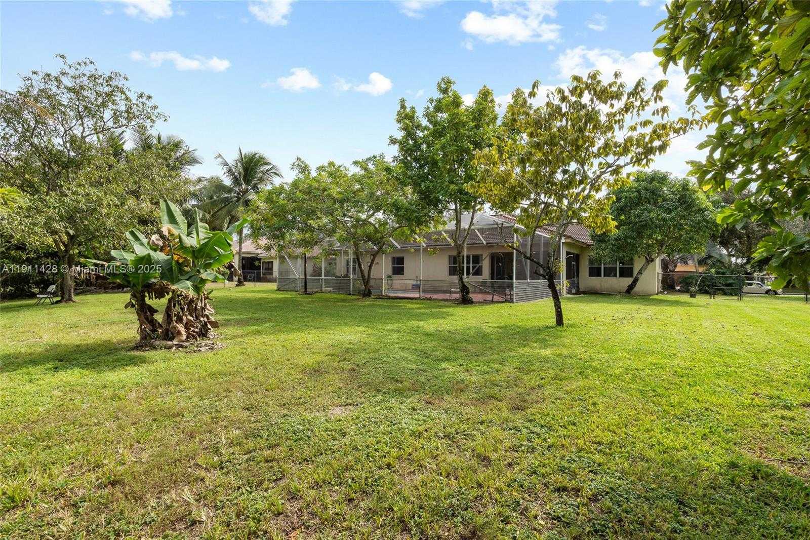 Small Image of 13875 SOUTH WEST 41ST ST, Davie Number 50