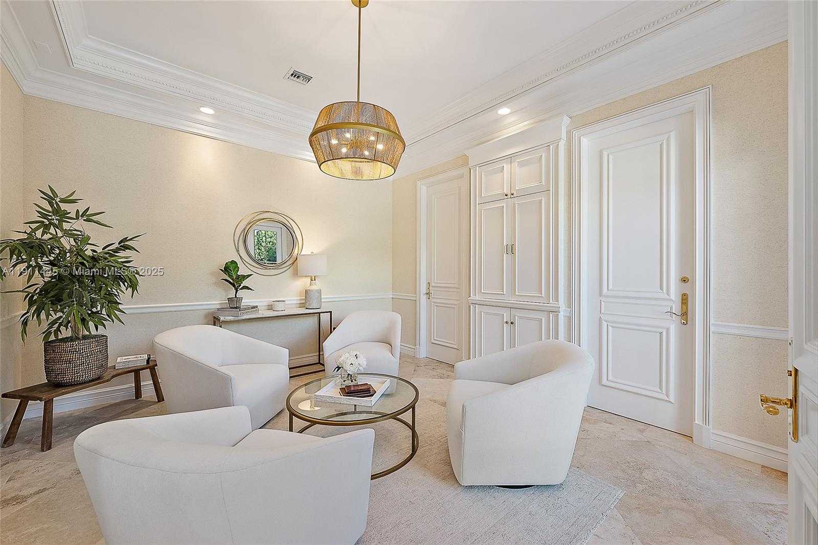 Small Image of 314 CHILEAN AVE, Palm Beach Number 17