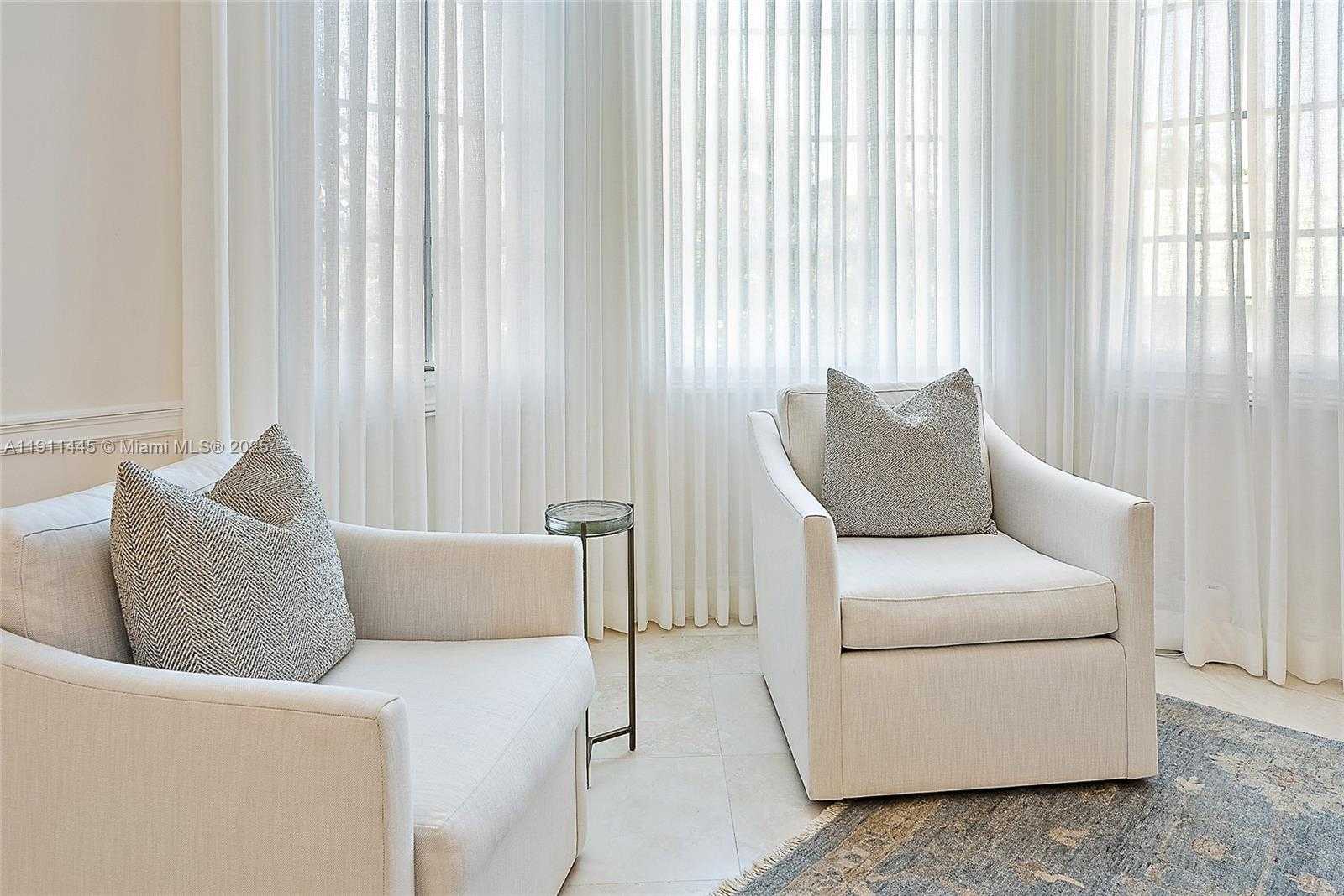 Small Image of 314 CHILEAN AVE, Palm Beach Number 23