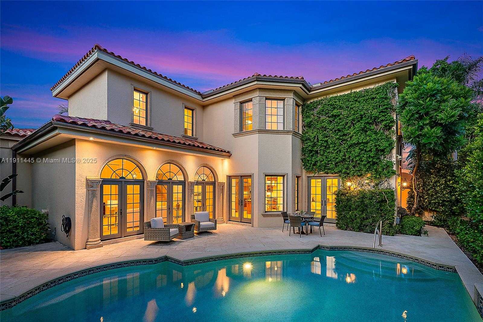 Small Image of 314 CHILEAN AVE, Palm Beach Number 3