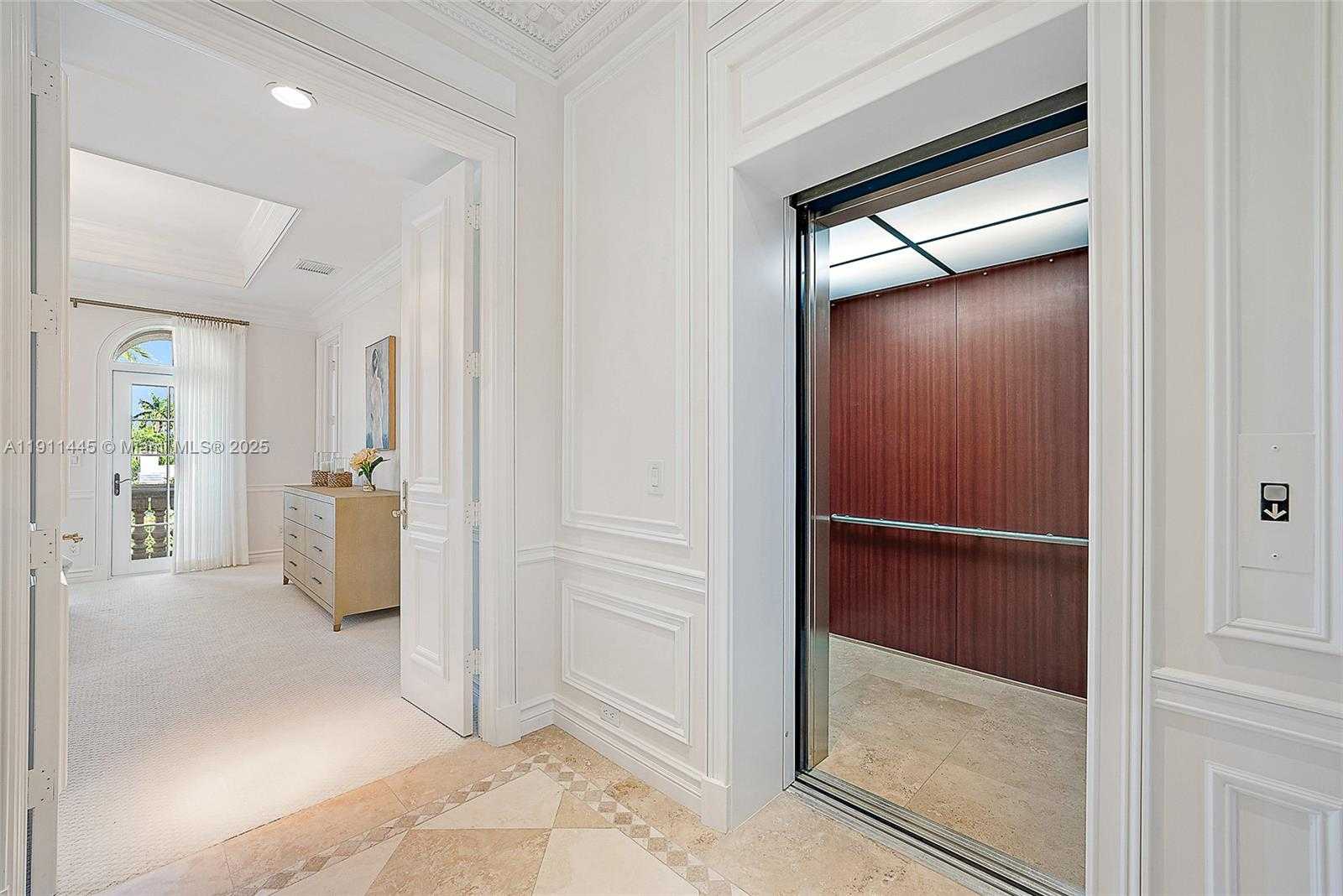 Small Image of 314 CHILEAN AVE, Palm Beach Number 33