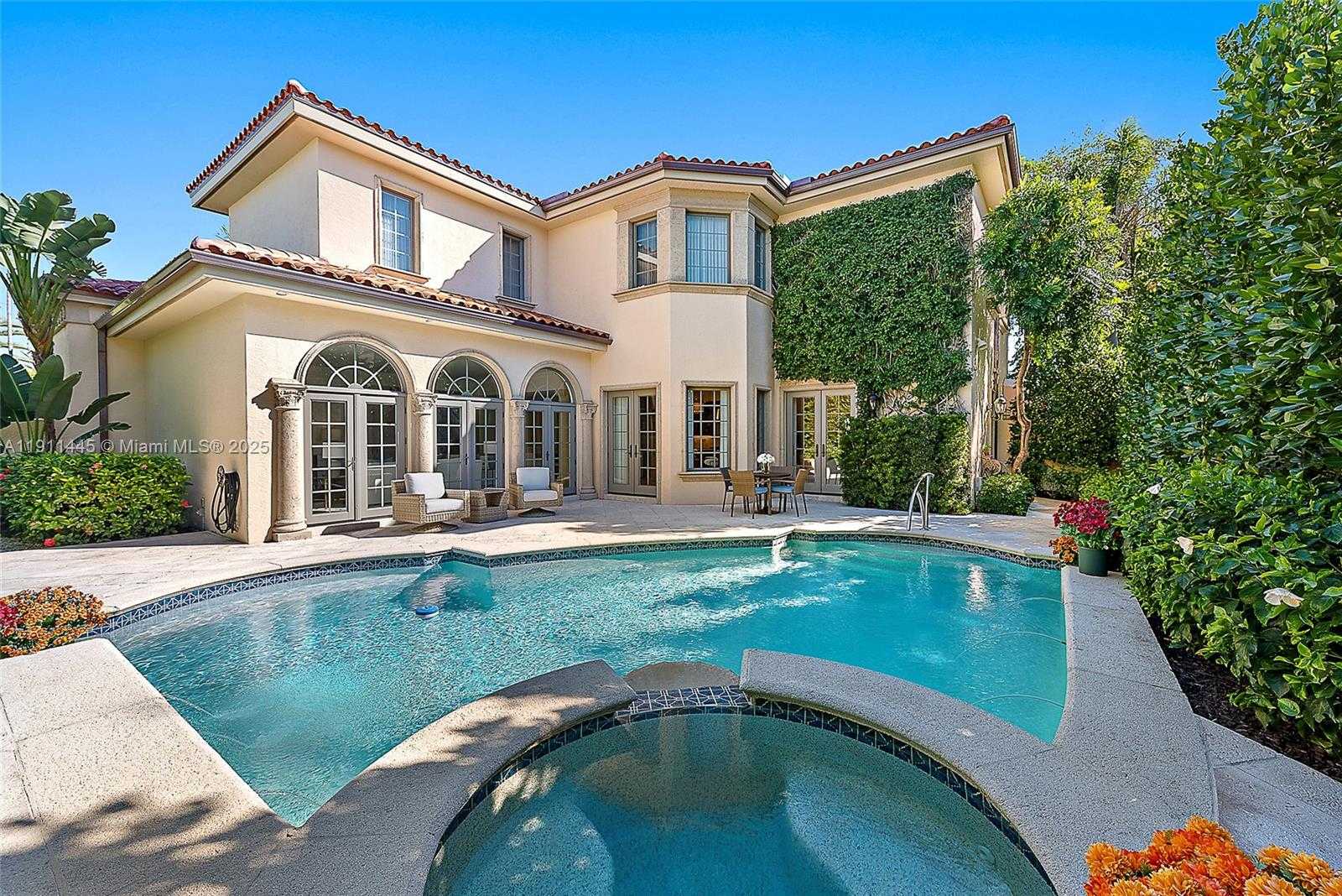 Small Image of 314 CHILEAN AVE, Palm Beach Number 36