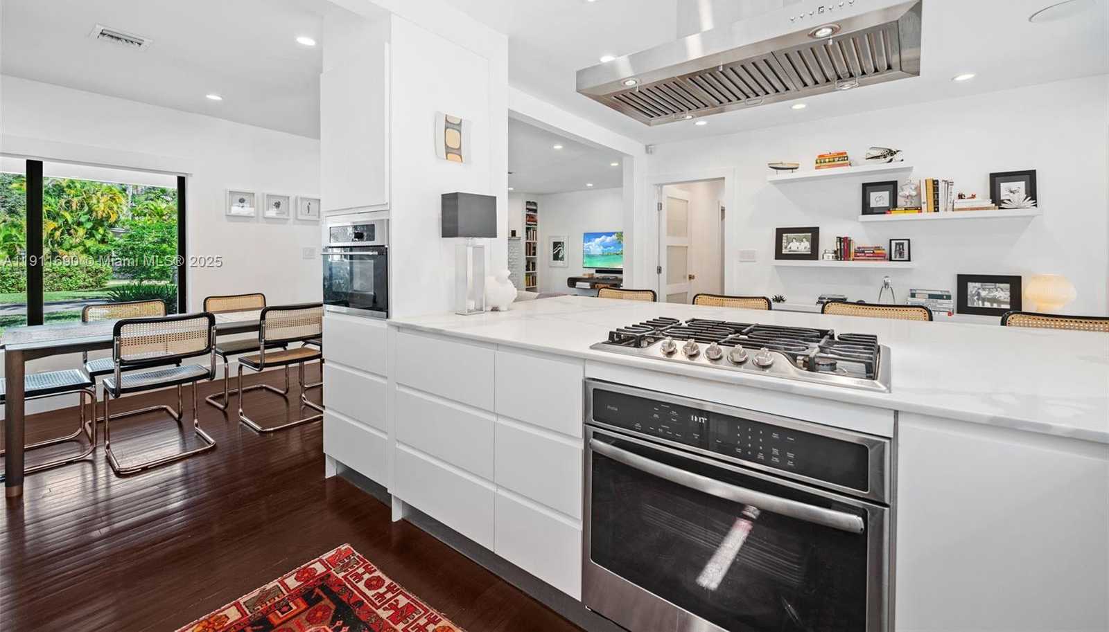 Small Image of 5840 SOUTH WEST 77TH TER, South Miami Number 12