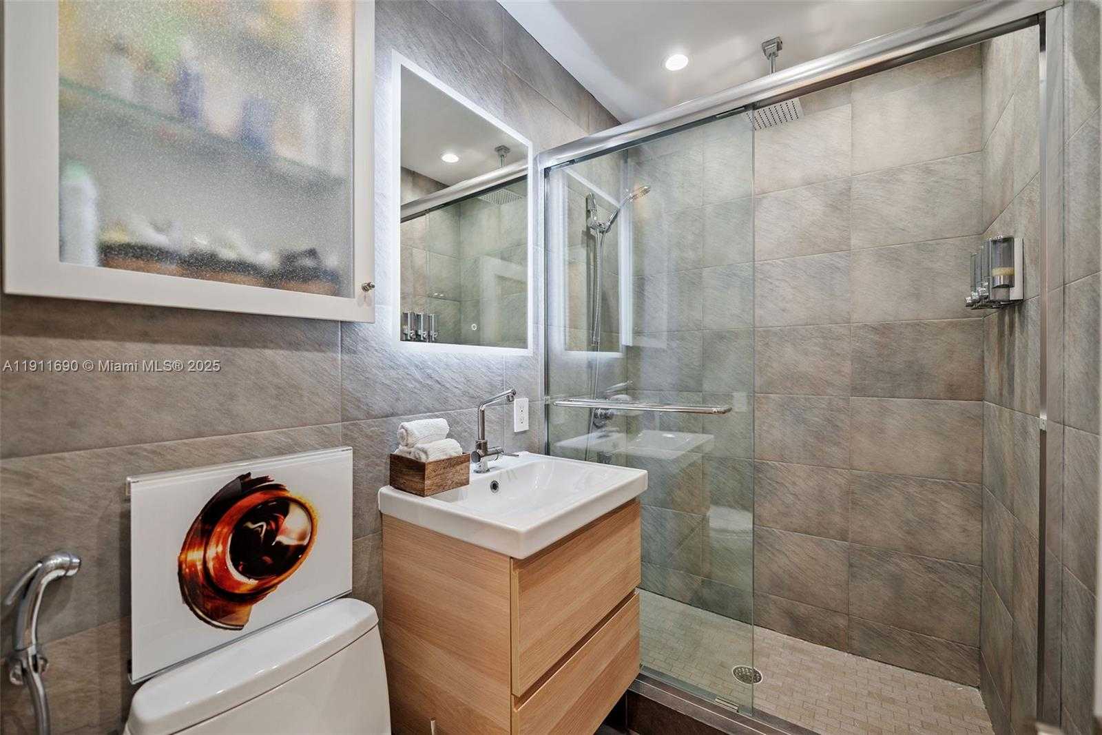 Small Image of 5840 SOUTH WEST 77TH TER, South Miami Number 20