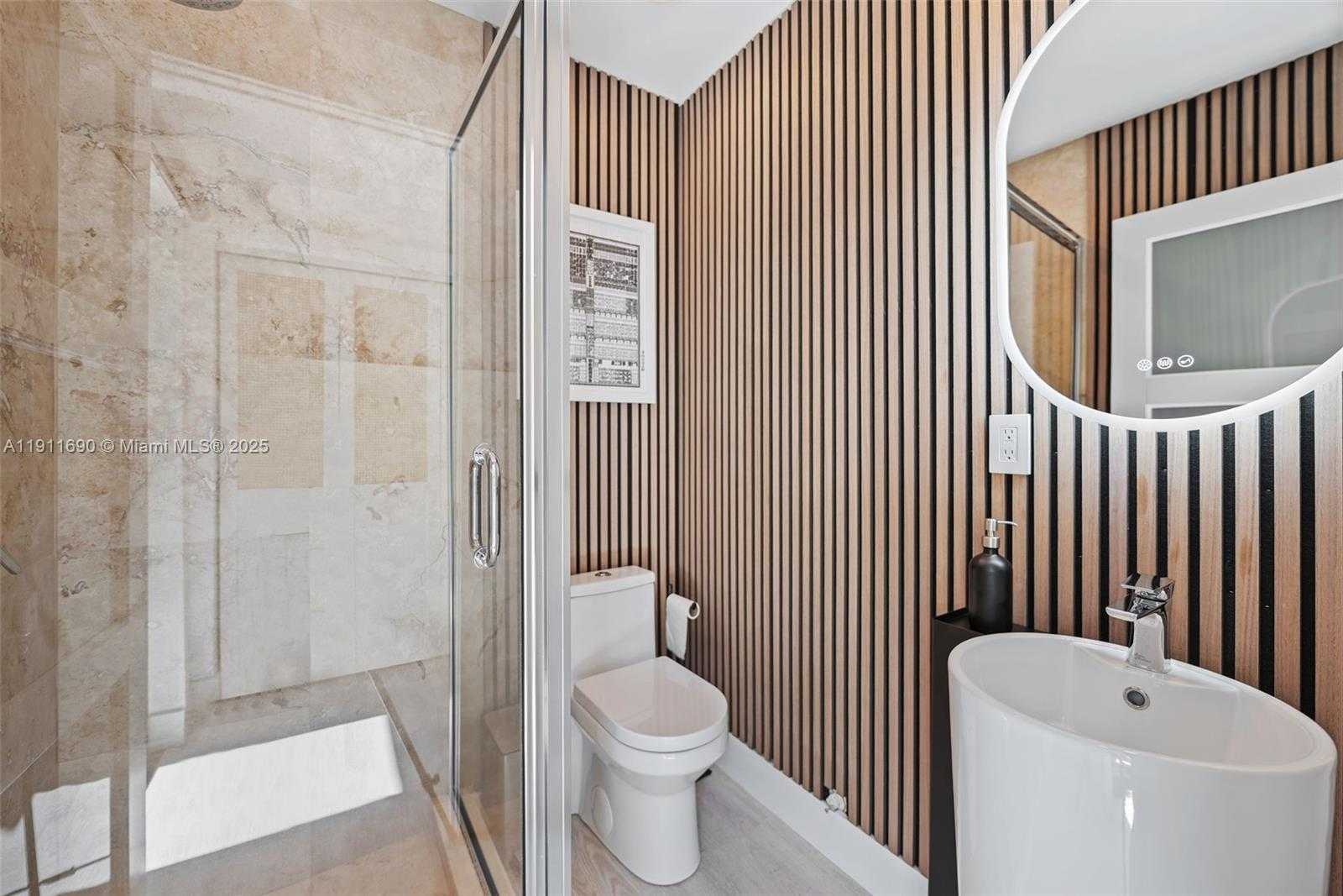 Small Image of 5840 SOUTH WEST 77TH TER, South Miami Number 22