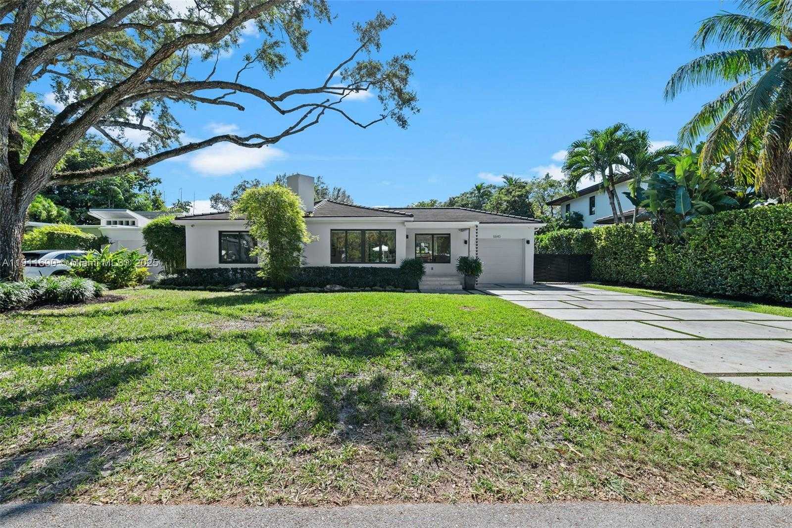 Small Image of 5840 SOUTH WEST 77TH TER, South Miami Number 29