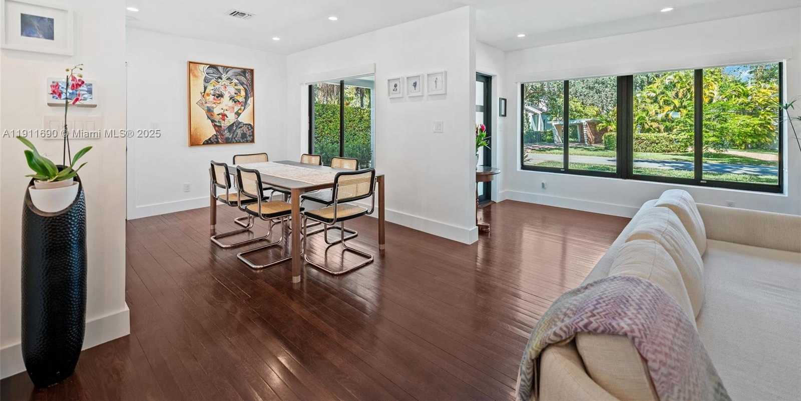 Small Image of 5840 SOUTH WEST 77TH TER, South Miami Number 6