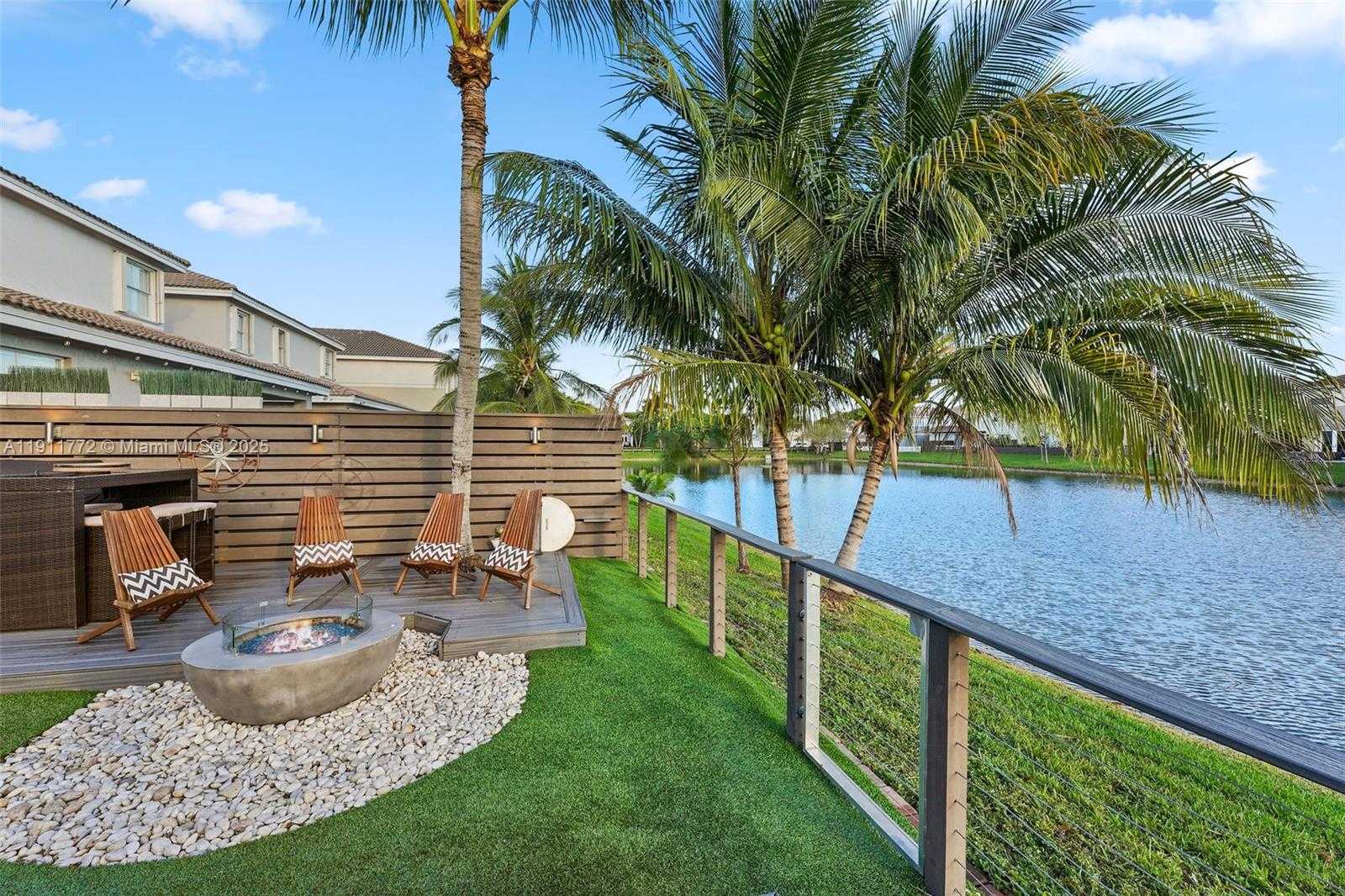 Small Image of 11258 NORTH WEST 47TH LN, Doral Number 4