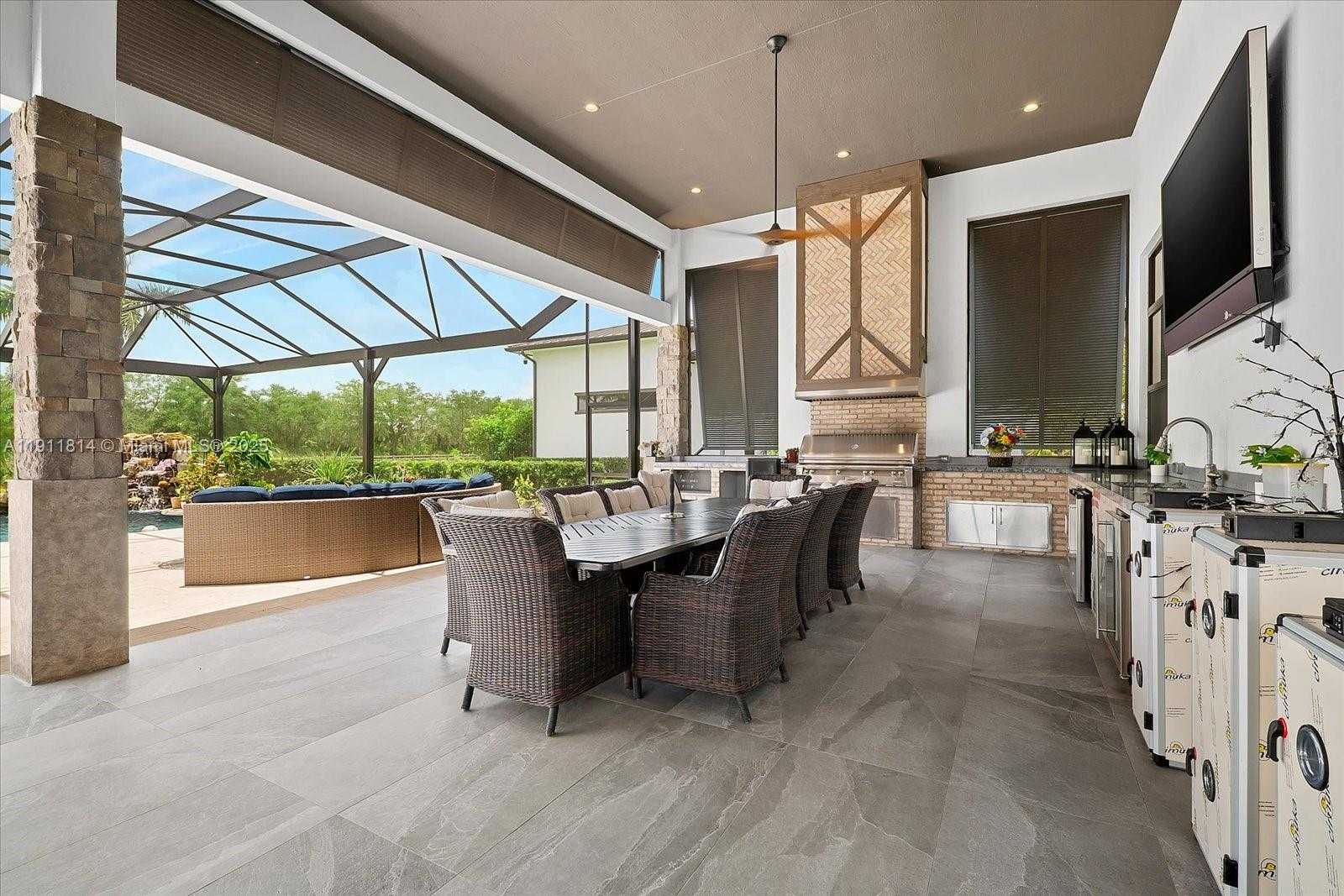 Small Image of 16675 C 24 CANAL RD, Port St. Lucie Number 30