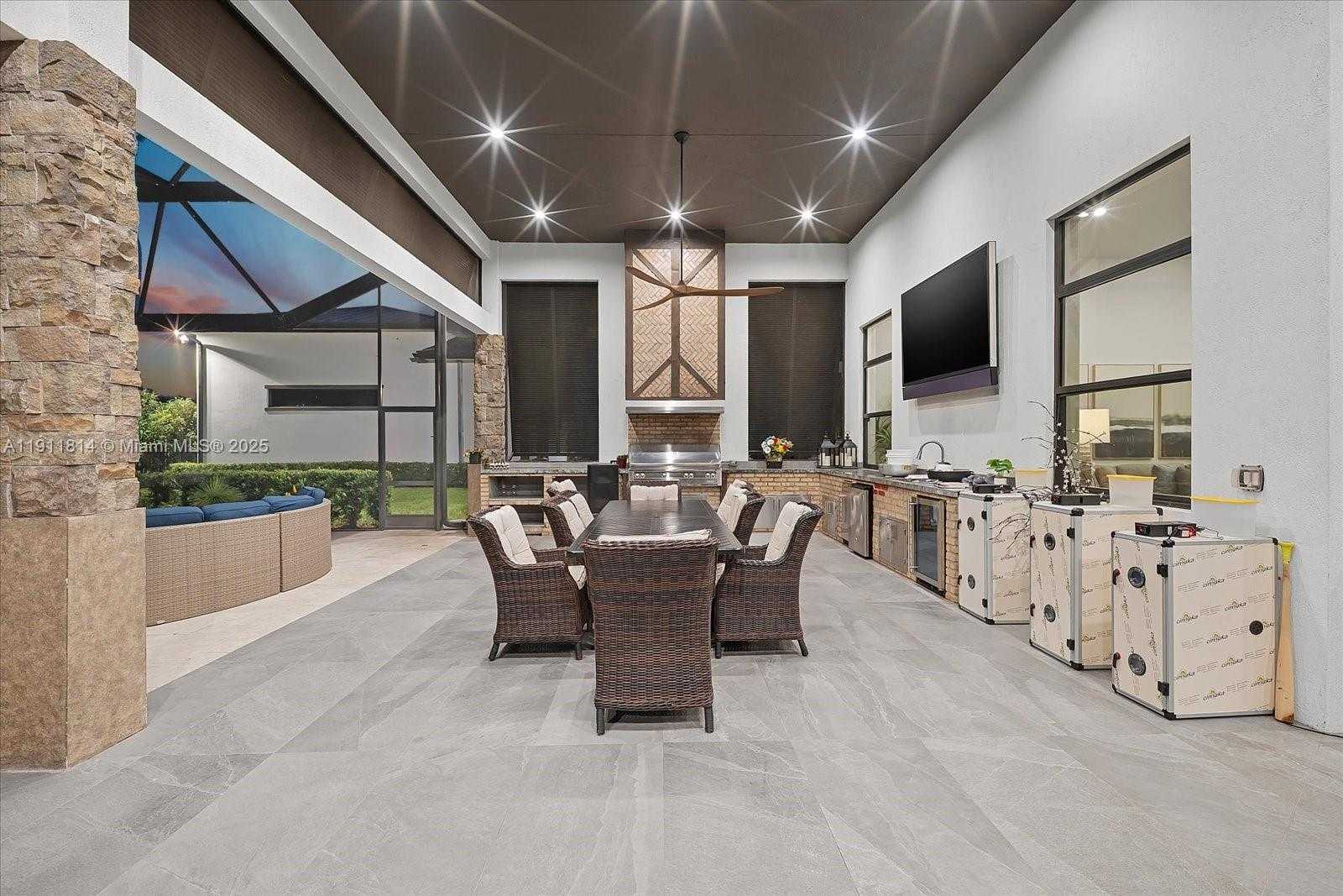 Small Image of 16675 C 24 CANAL RD, Port St. Lucie Number 40