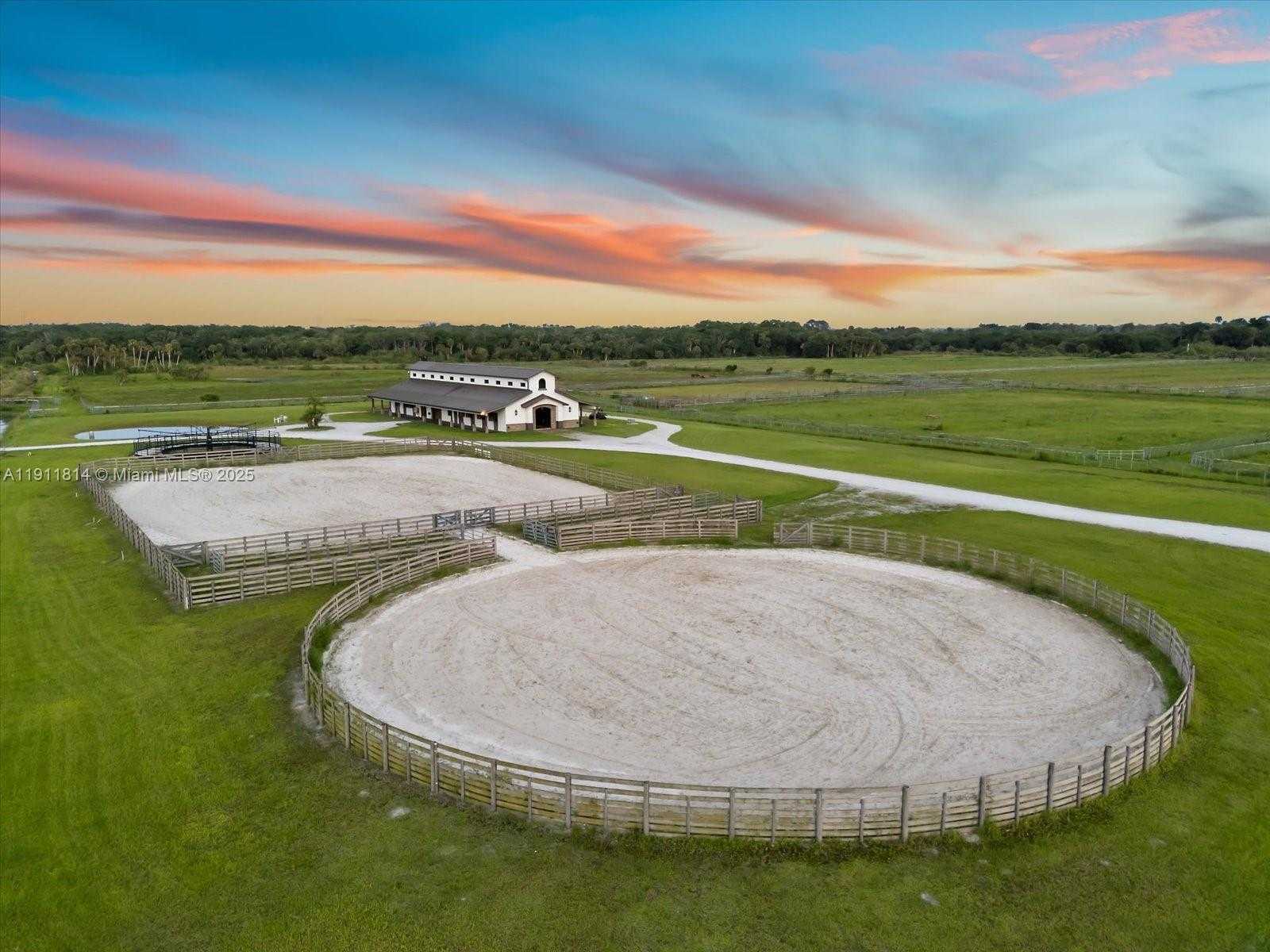 Small Image of 16675 C 24 CANAL RD, Port St. Lucie Number 46